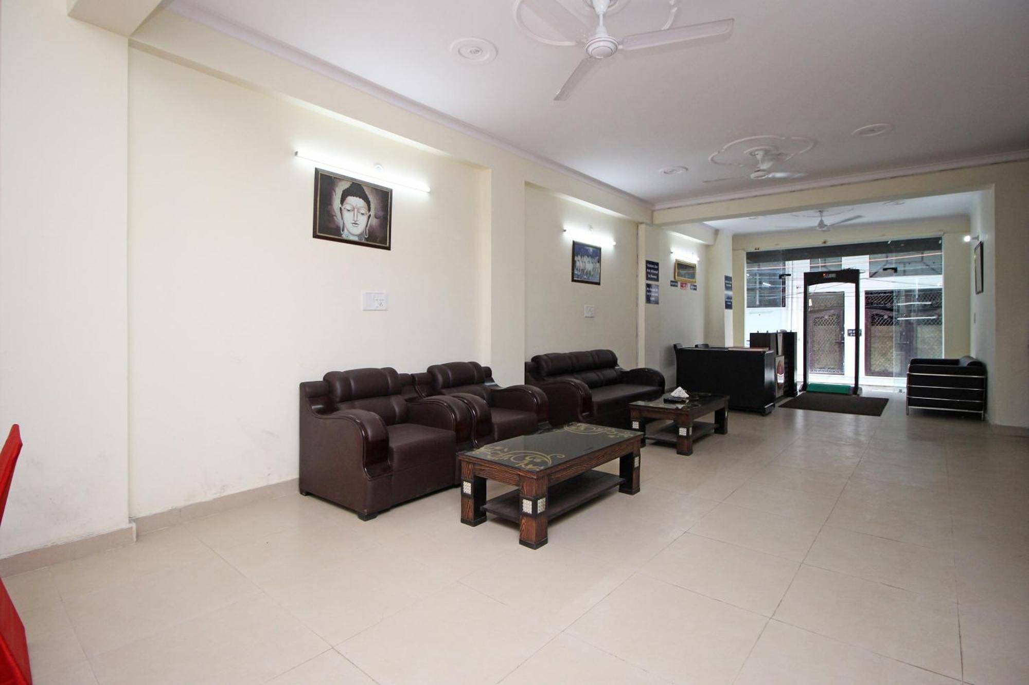 O Surya Palace Hotel 3*