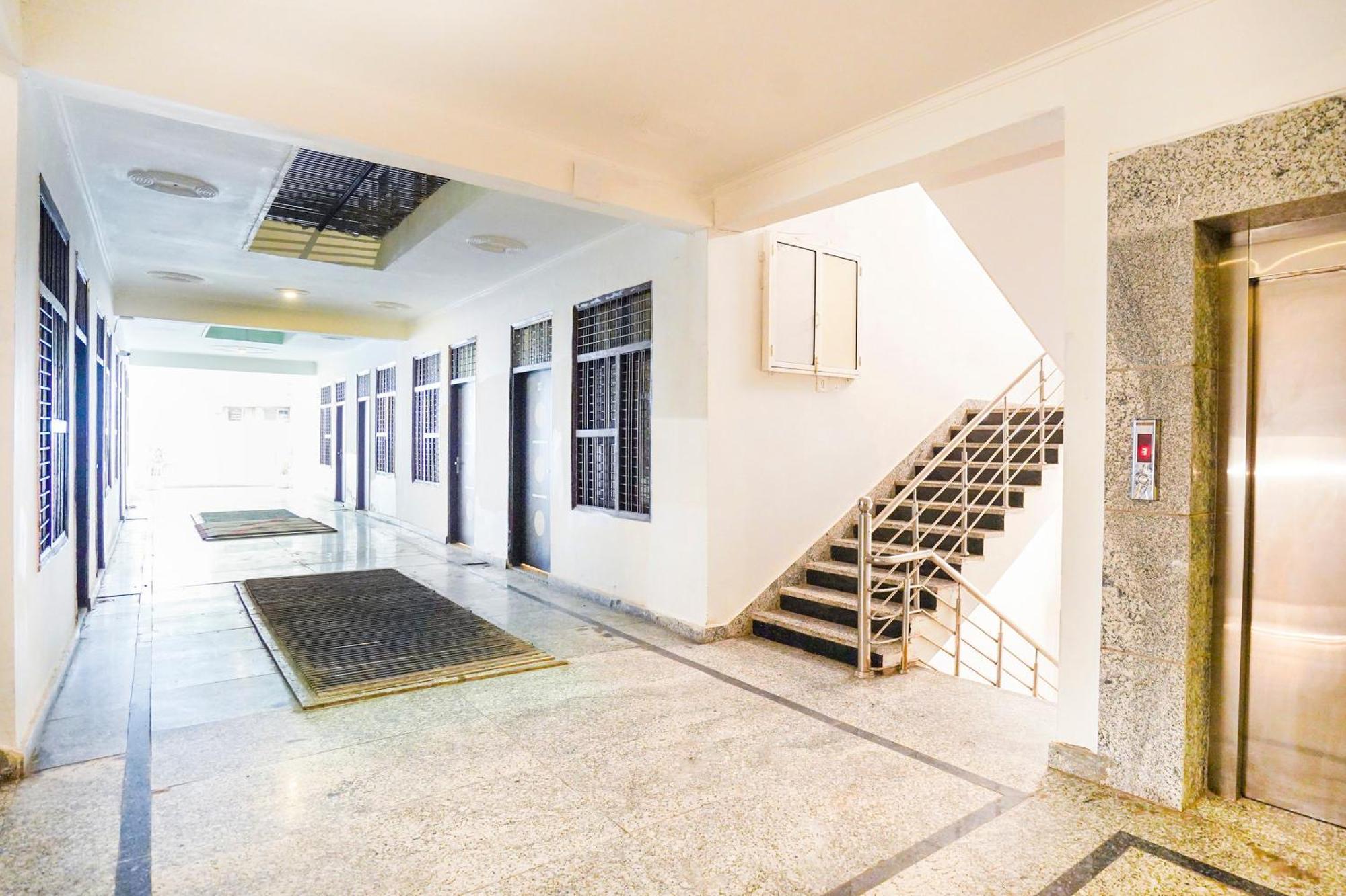 Hotel O Ratiram Palace By Wamson