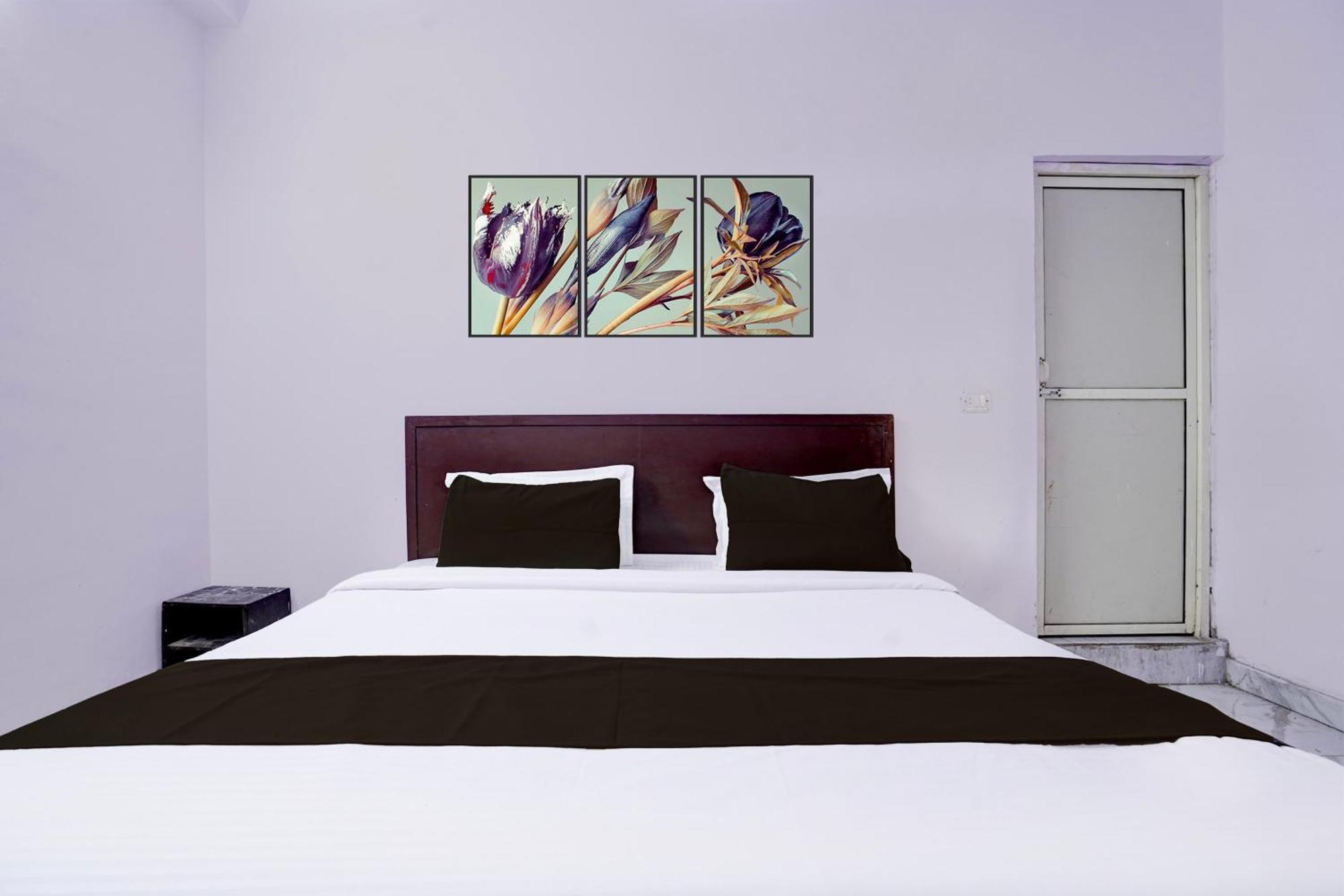 O Wamson Hotel Kalkaji Devi