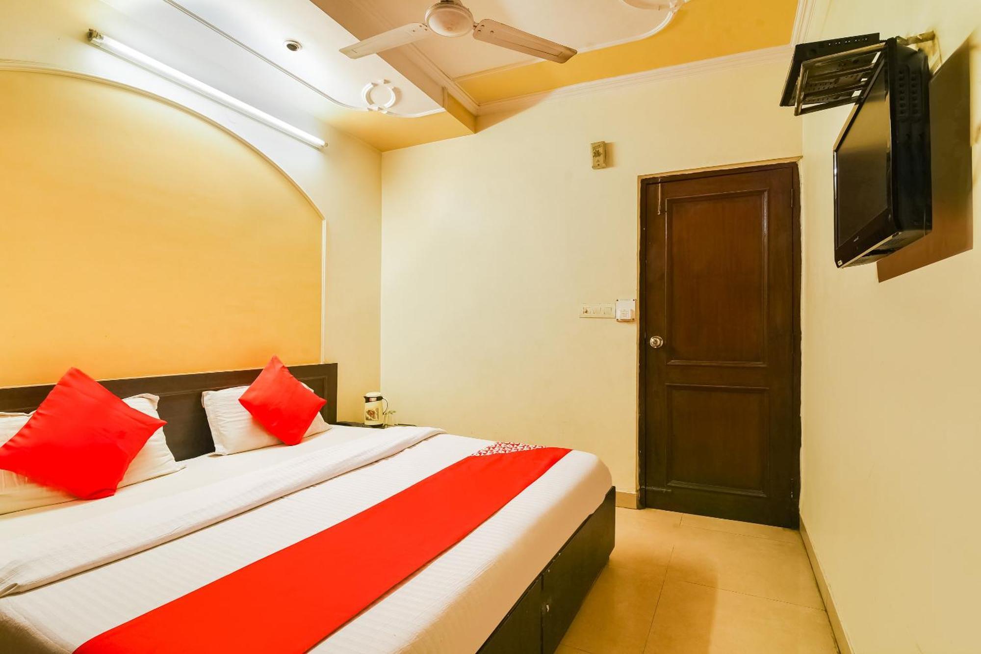 Hotel O King Palace 3*