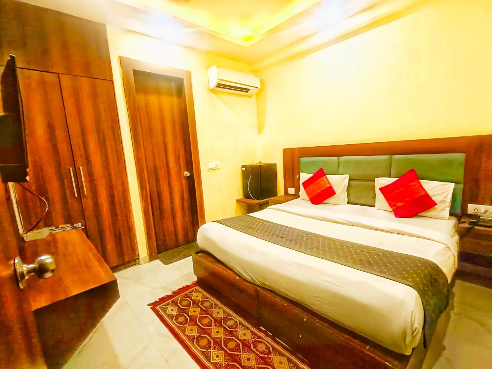 Shiva International Near By Igi Airport New Delhi