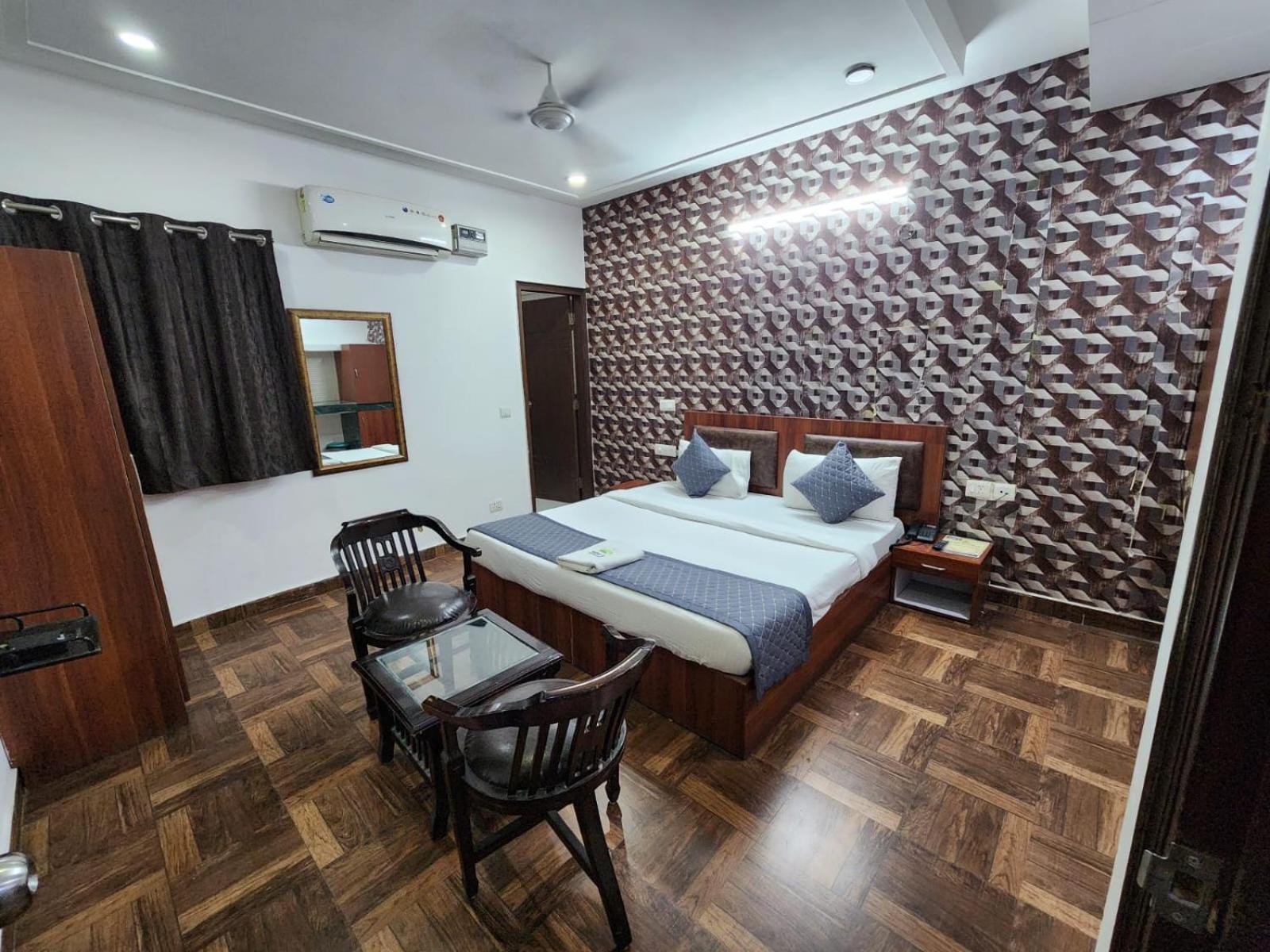 Hotel King Plaza 4*