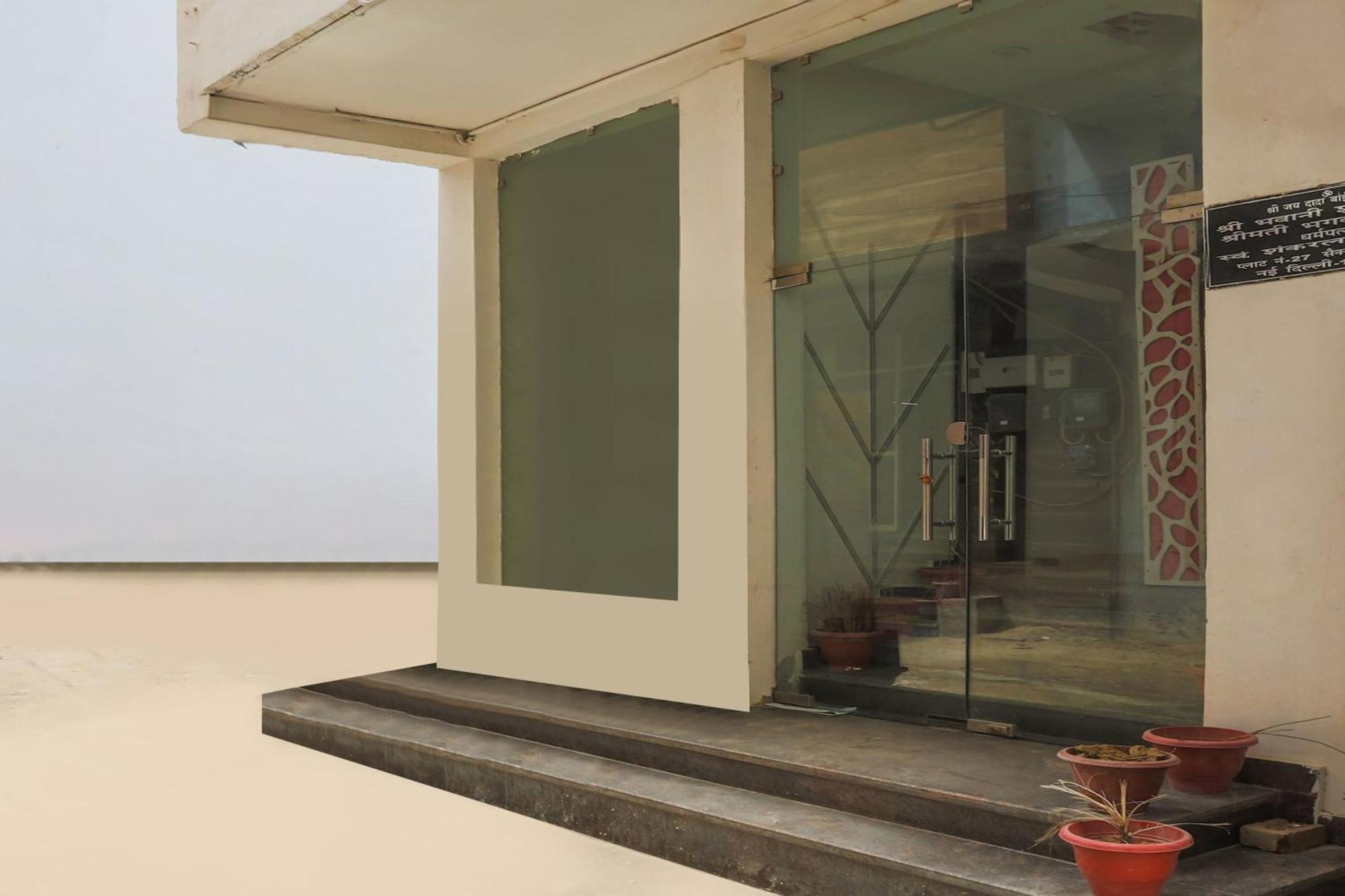 Hotel O Dwarka Sector 9 Formerly Silver Palace 4*