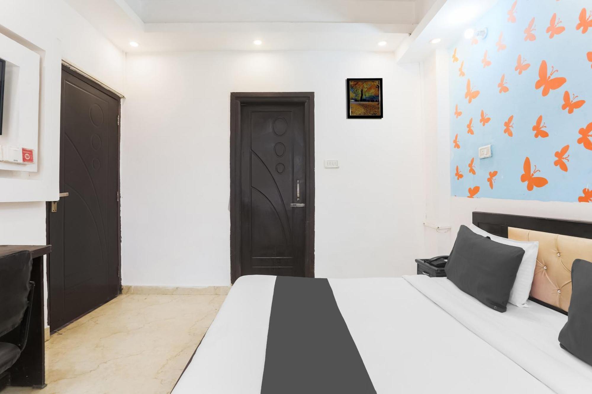 Hotel O Dwarka Sector 9 Formerly Silver Palace 4*