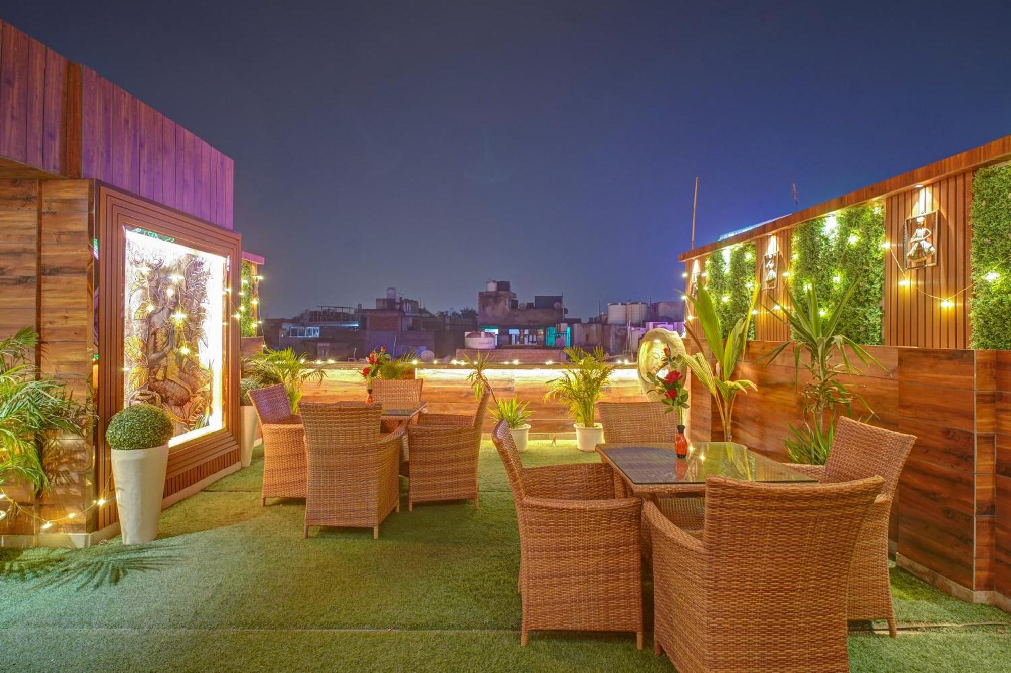 Gold Palace - 03 Mins Walk From Railway Station 3*