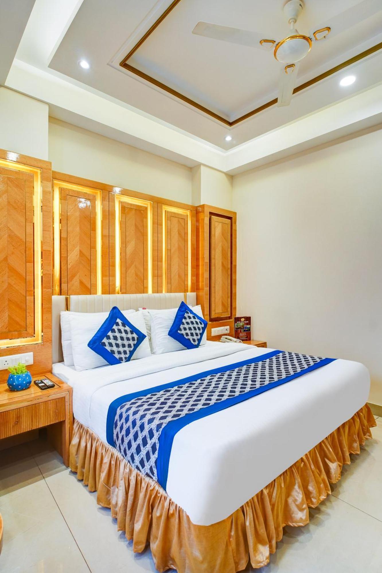 Gold Palace - 03 Mins Walk From Railway Station Guest house New Delhi