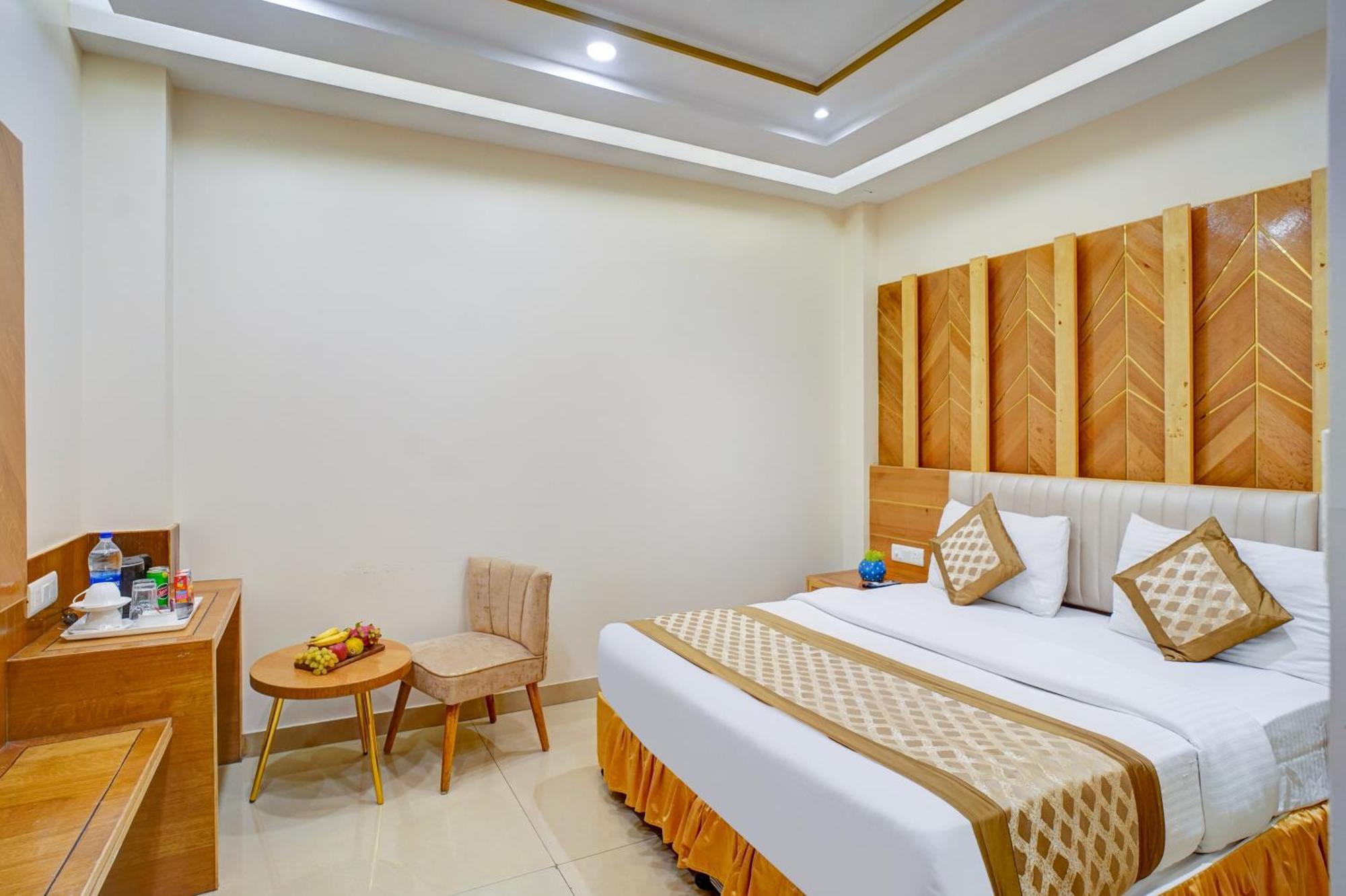 Gold Palace - 03 Mins Walk From Railway Station 3* New Delhi
