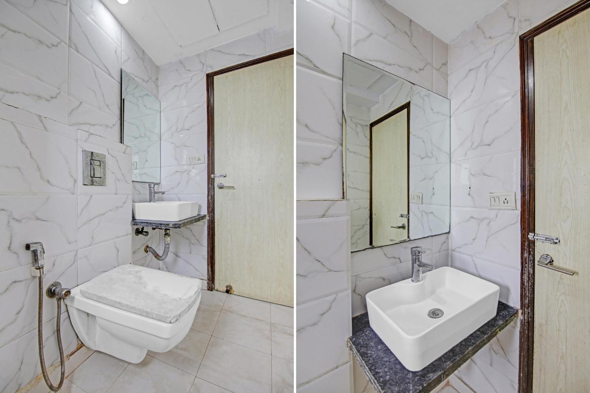 Hotel Super Oyo O Saffron New Delhi