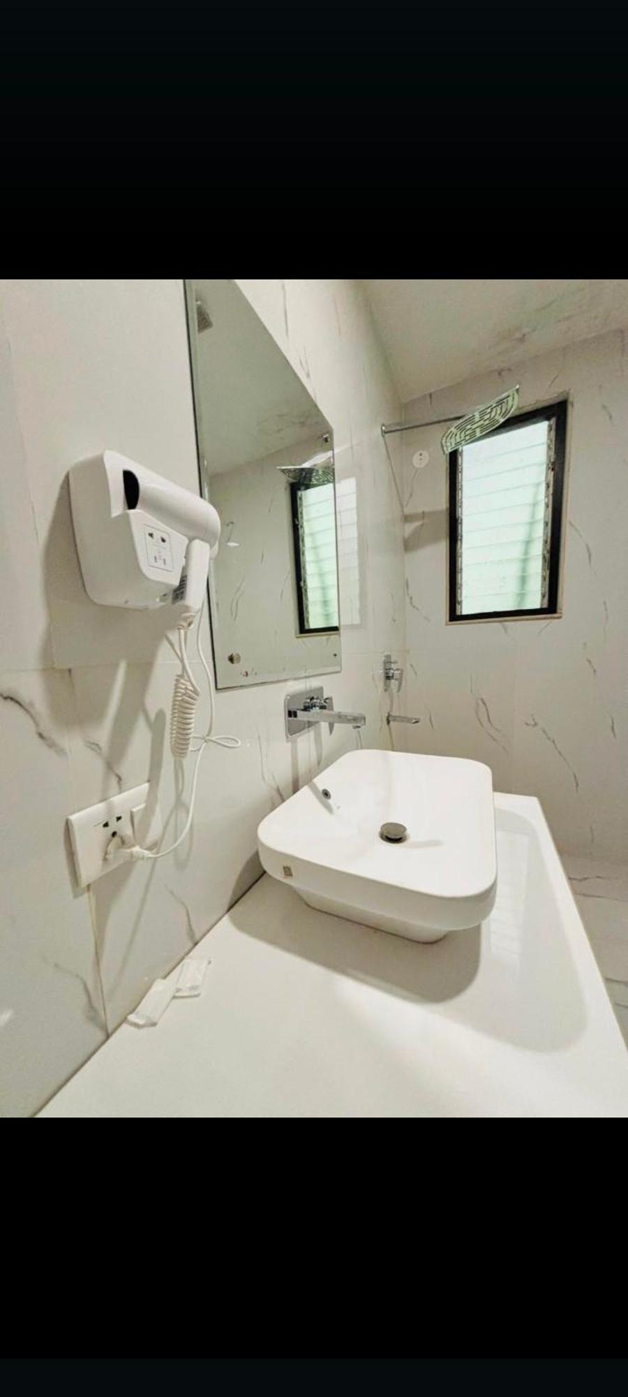 Shiva International Near By Igi Airport Guest house New Delhi