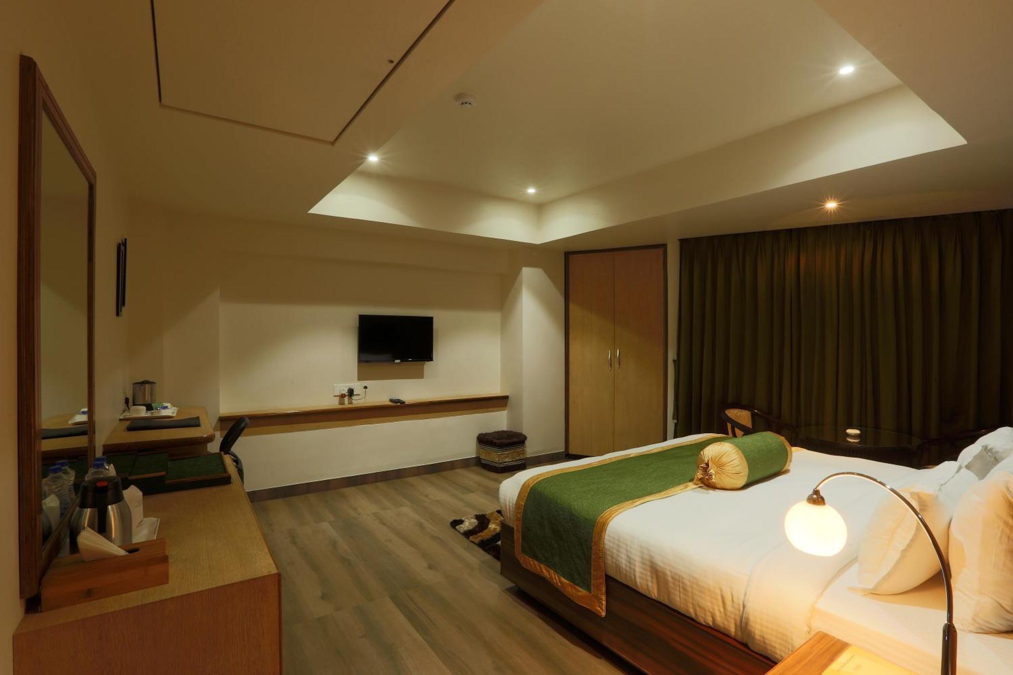 Cardinal Oxmo Delhi Airort 4* Nova Deli