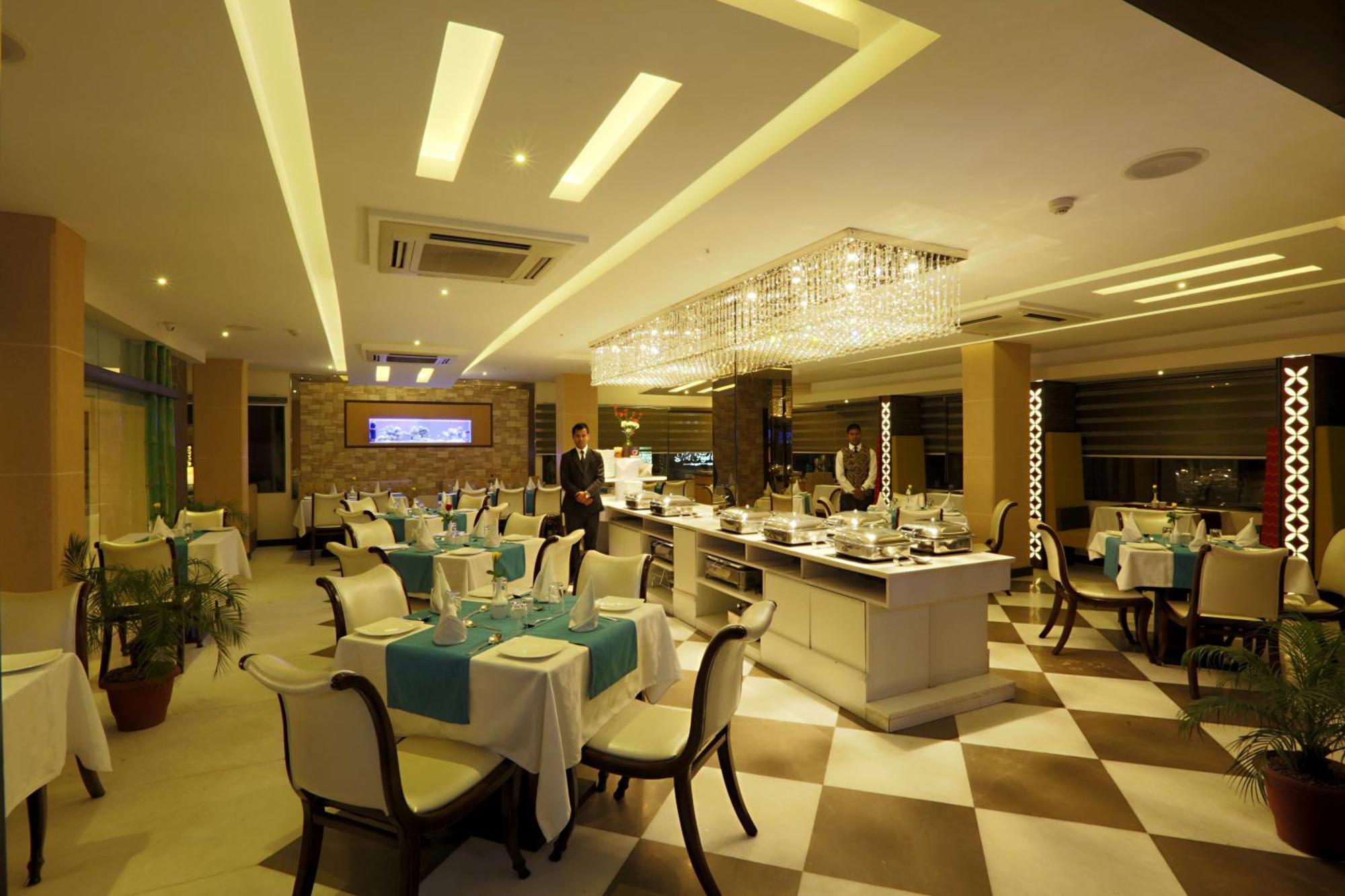 Hotel Cardinal Oxmo Delhi Airort Nova Deli