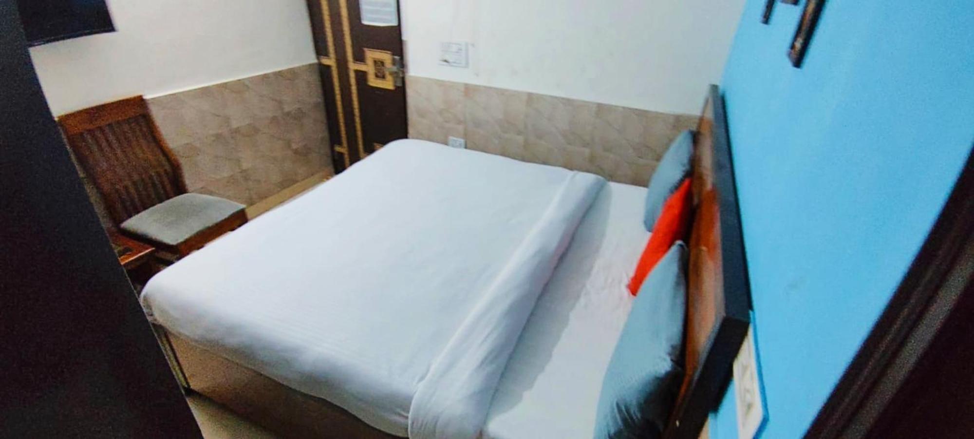 Private Near Us Embassy- Chanakyapuri