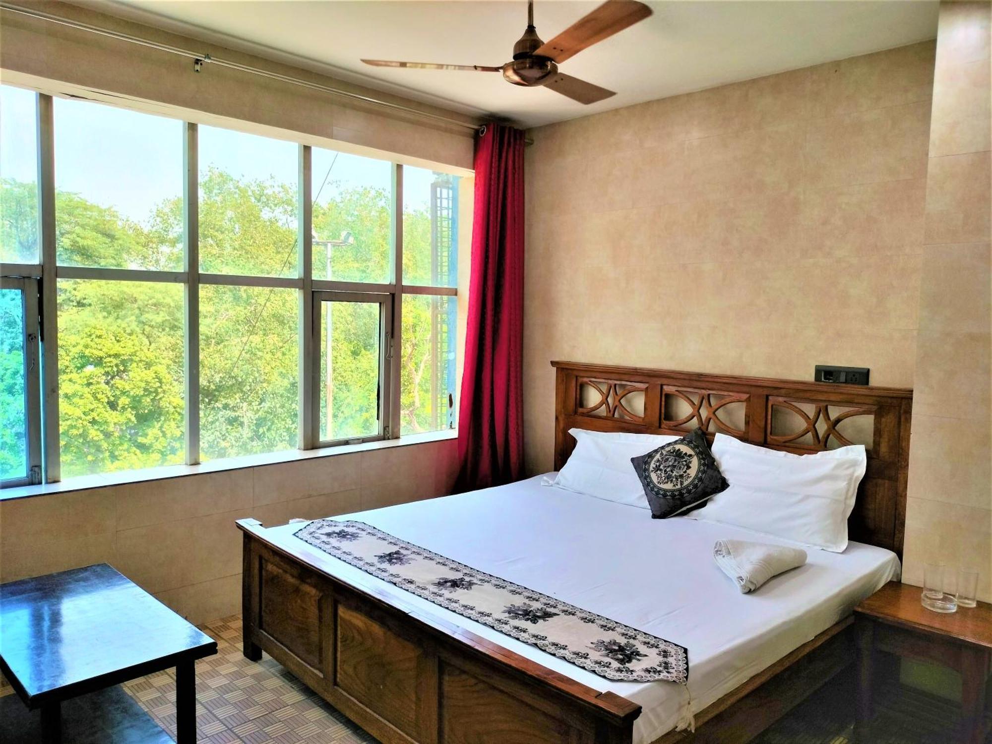 Shamim Residency ---near Nizamuddin Aulia Dargah New Delhi