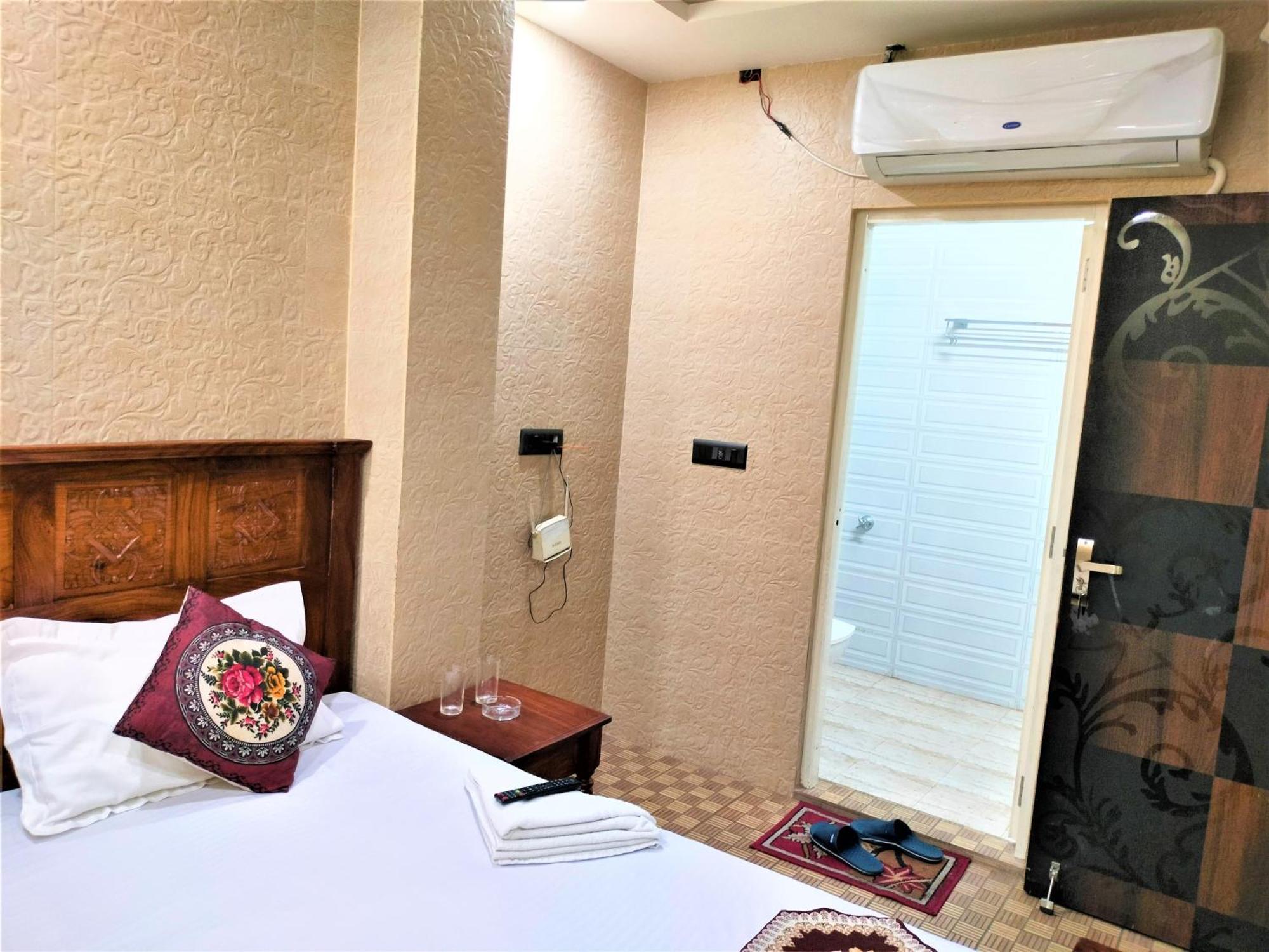 Shamim Residency ---near Nizamuddin Aulia Dargah