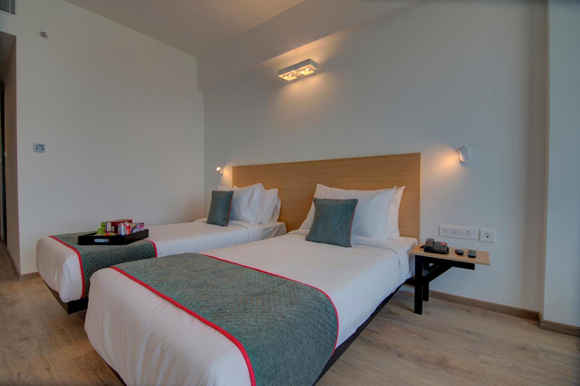 De Pacific Near Delhi Airport 4* New Delhi