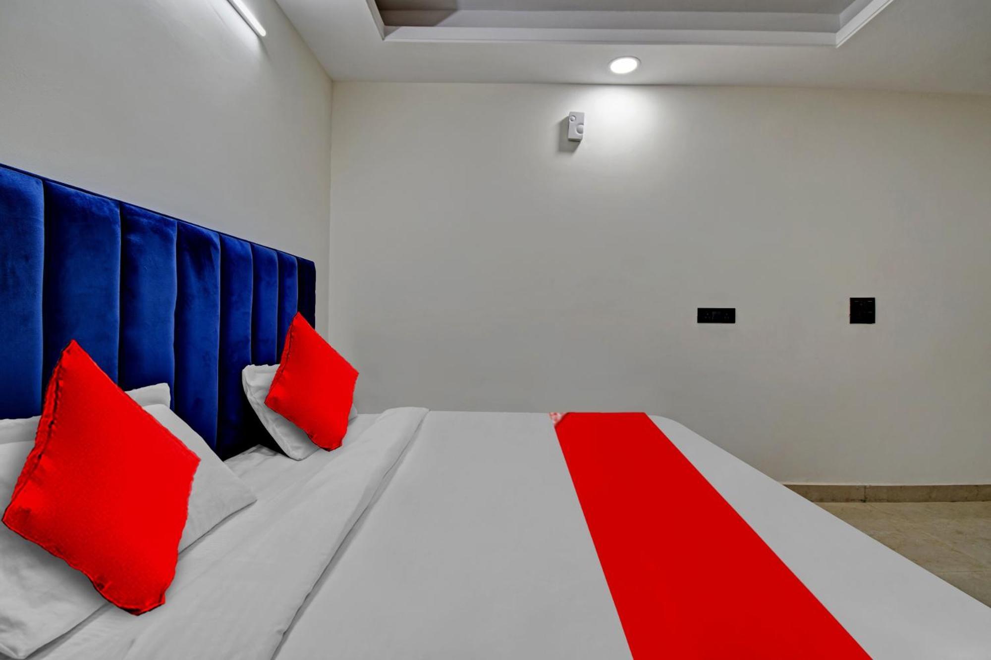 Super O Sai Kripa Hotel New Delhi