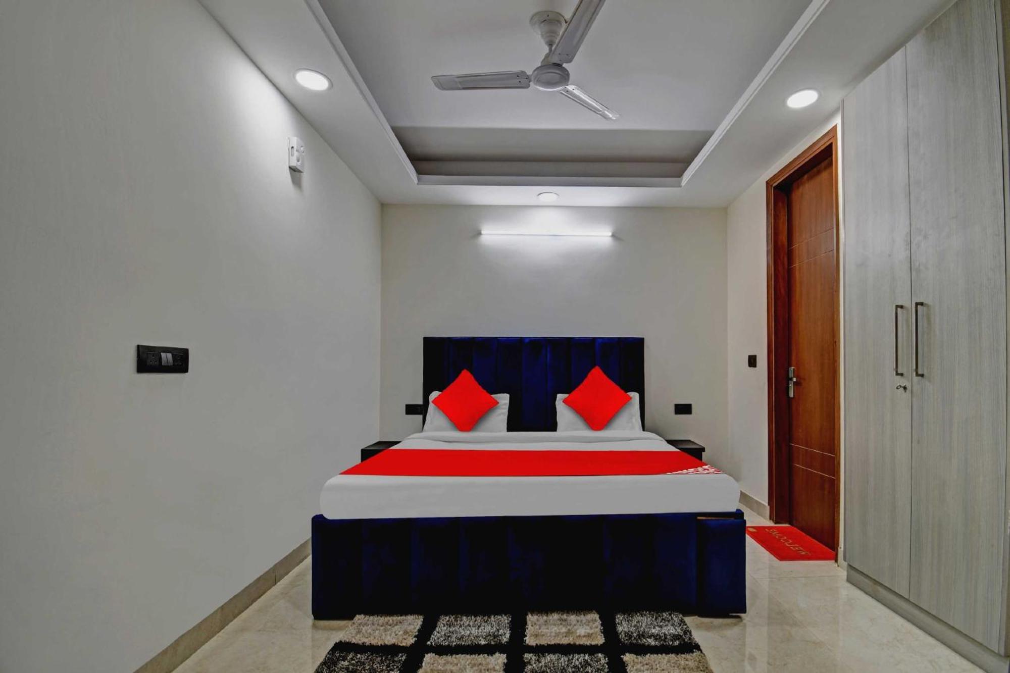 Super O Sai Kripa Hotel 4*