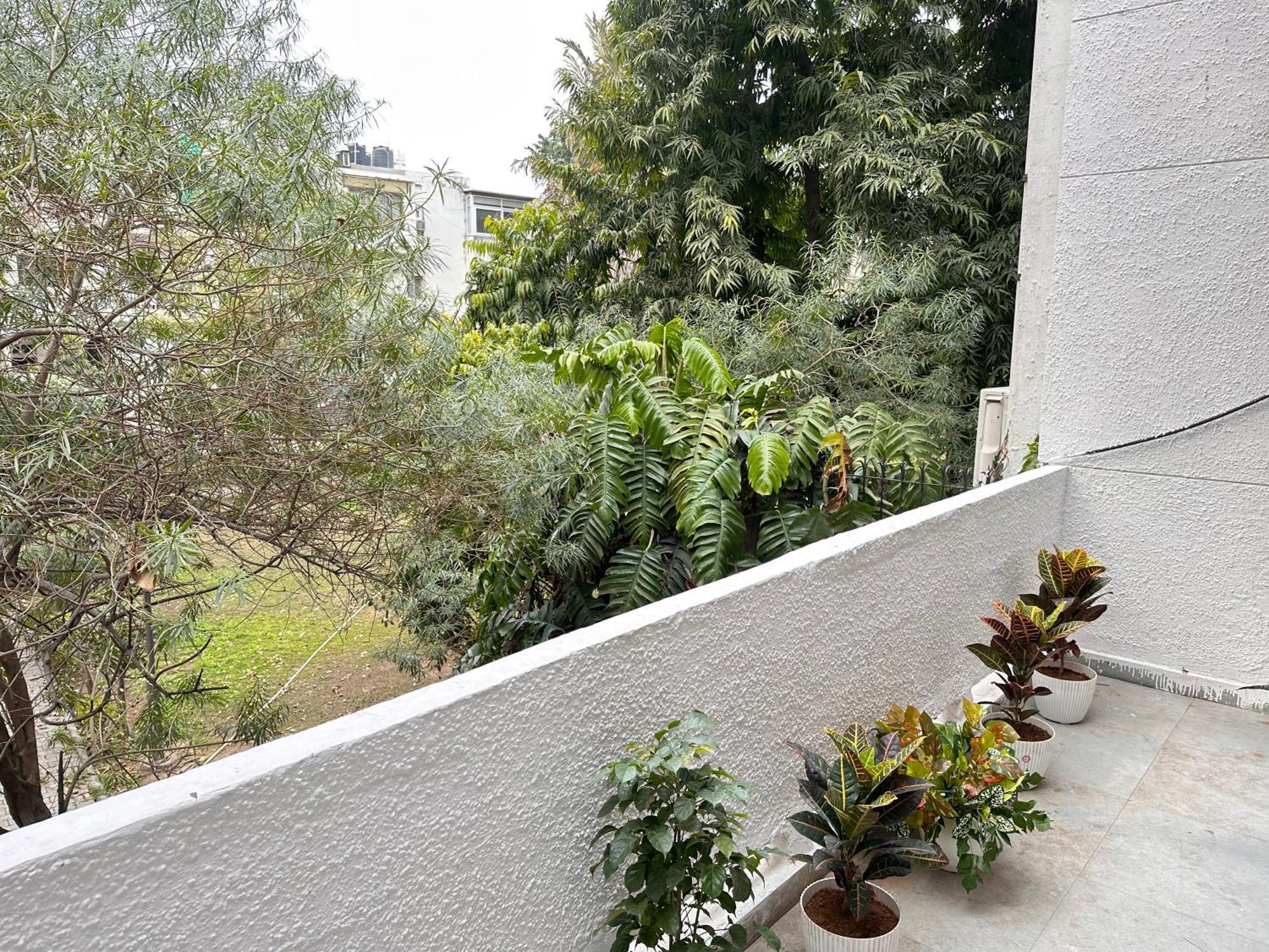Grove Residency Hauz Khas Couple Friendly Hotel 3*