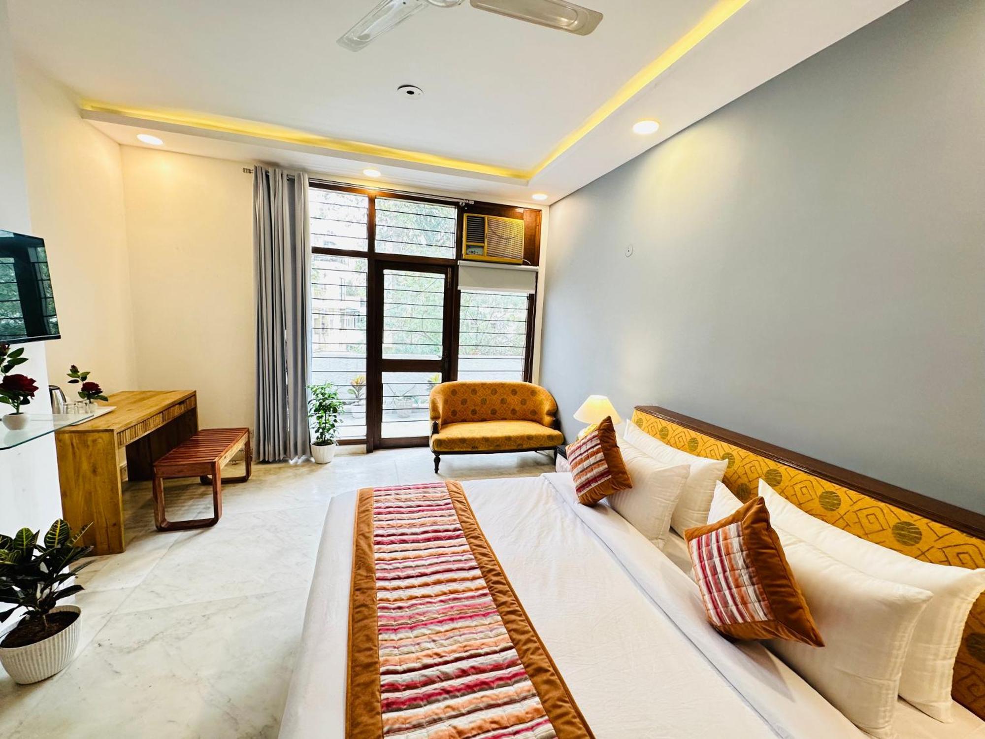 Hotel Grove Residency Hauz Khas Couple Friendly 3*