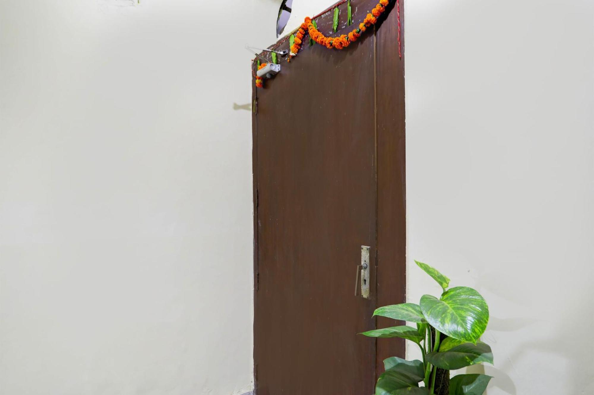 Super O Malviya Nagar 4*