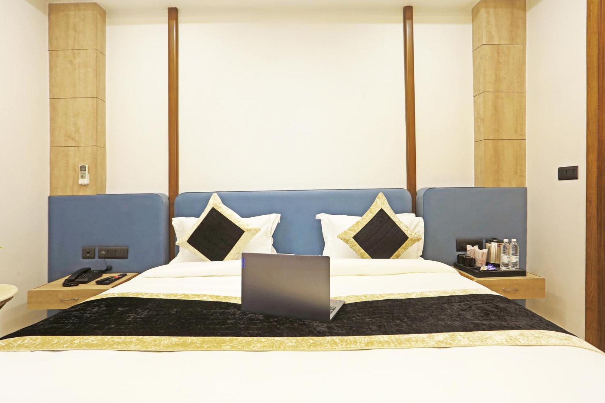 Mehul International -new Delhi Center 4* New Delhi