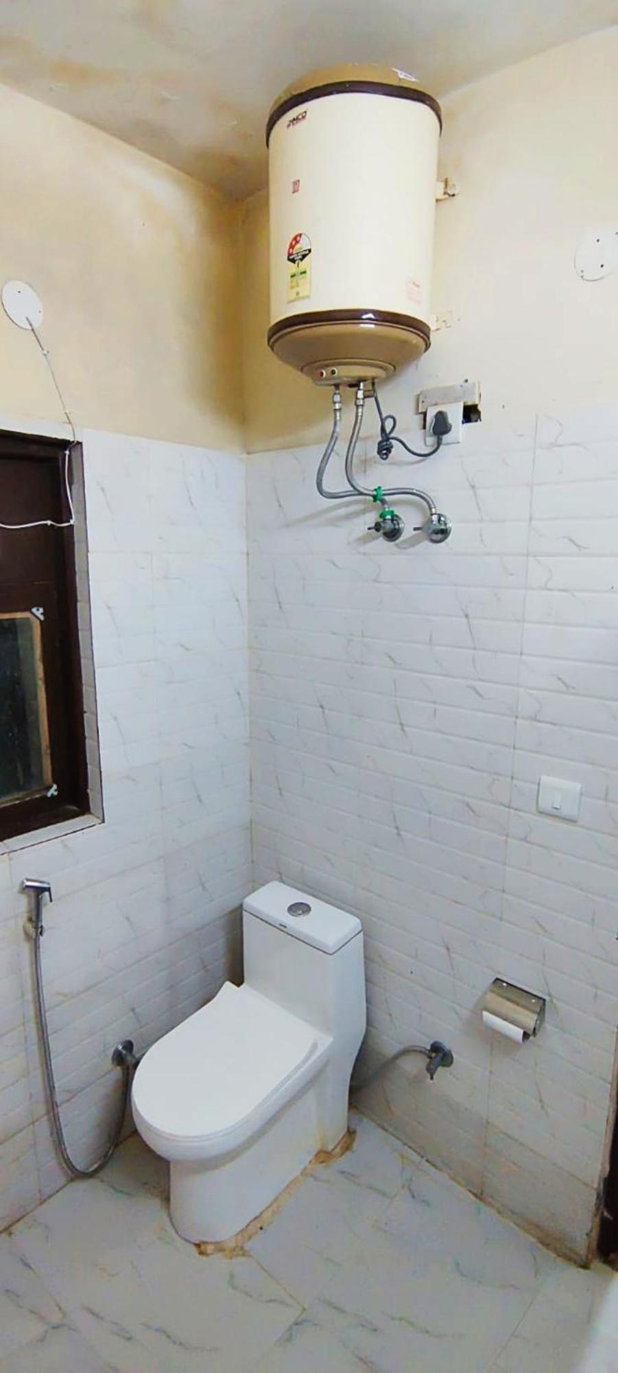 Hotel Luxury In Safdarjung Enclave Near Aiims & Safdarjung Hospital New Delhi