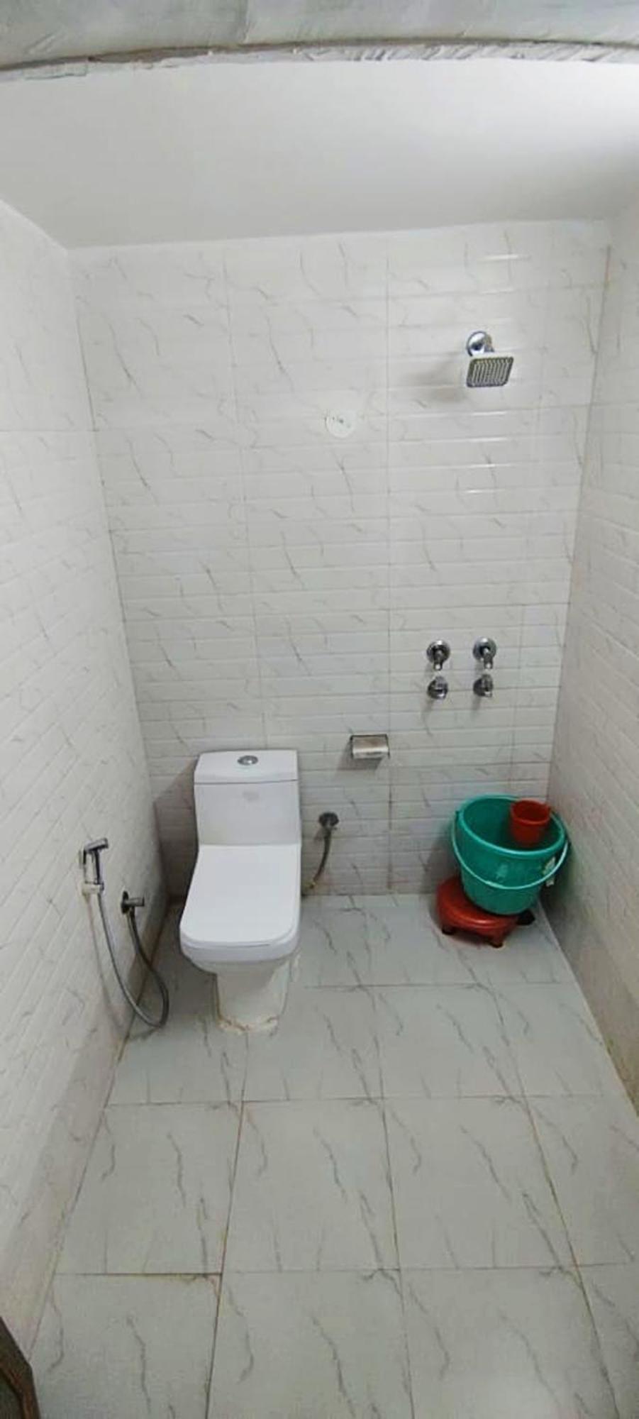 Hotel Luxury In Safdarjung Enclave Near Aiims & Safdarjung Hospital 3*
