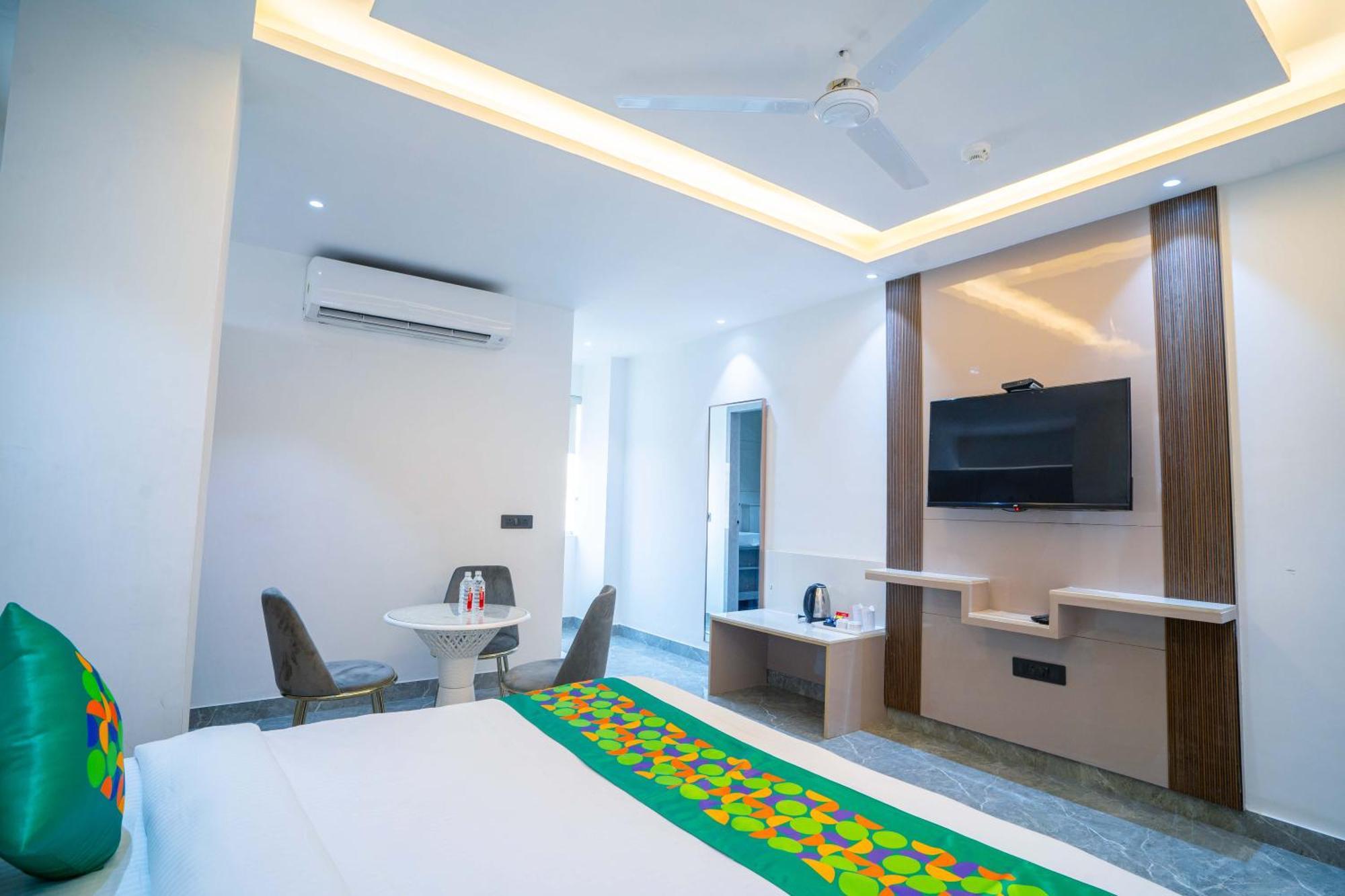 Treebo Gemstone Hotel Delhi (National Capital Territory of India)