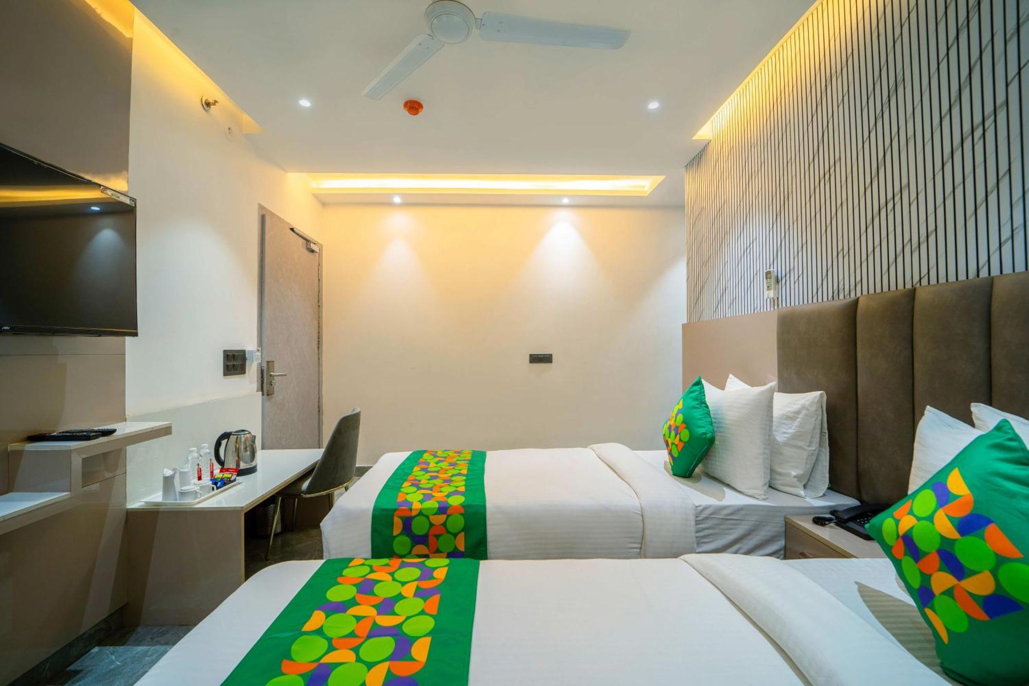 Hotel Treebo Gemstone