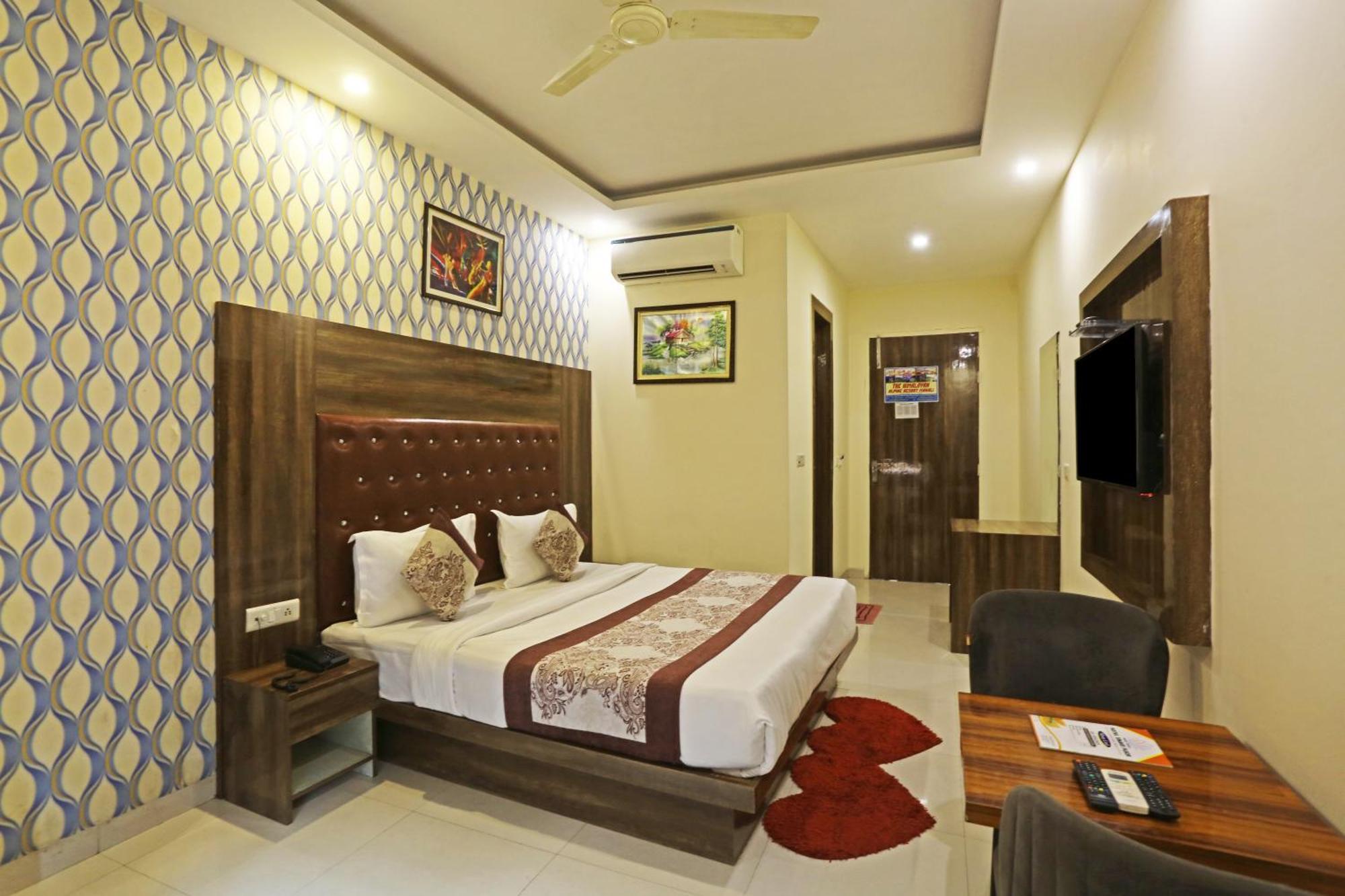 Smart Lax Hotel New Delhi