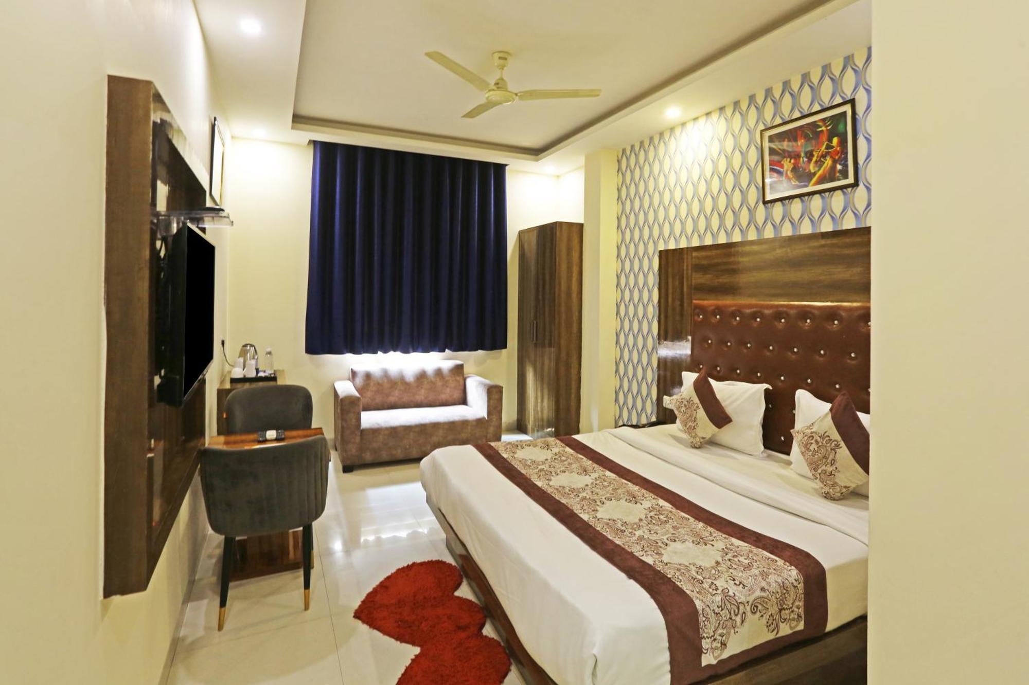Smart Lax Hotel New Delhi