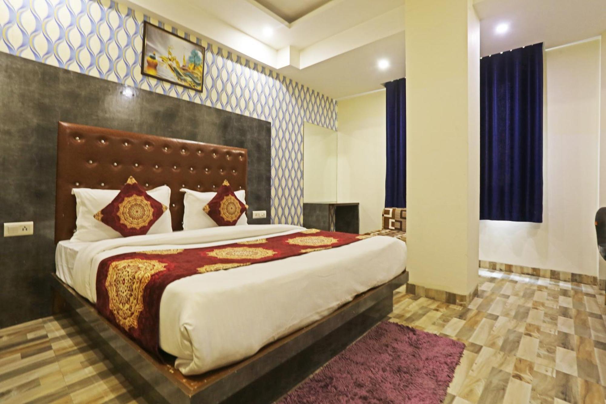 Smart Lax Hotel