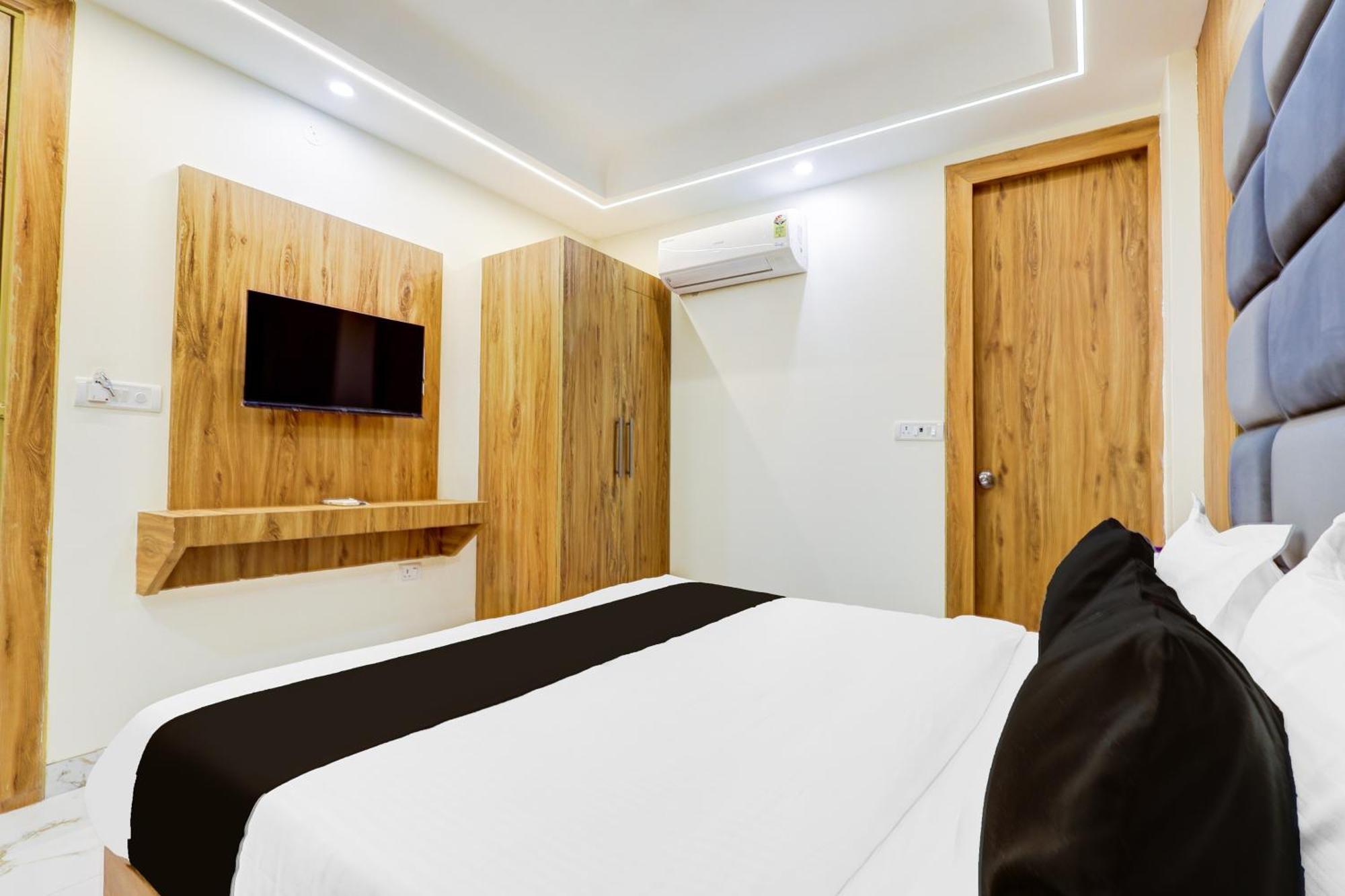 Hotel O Manor Luxe Near Airport
