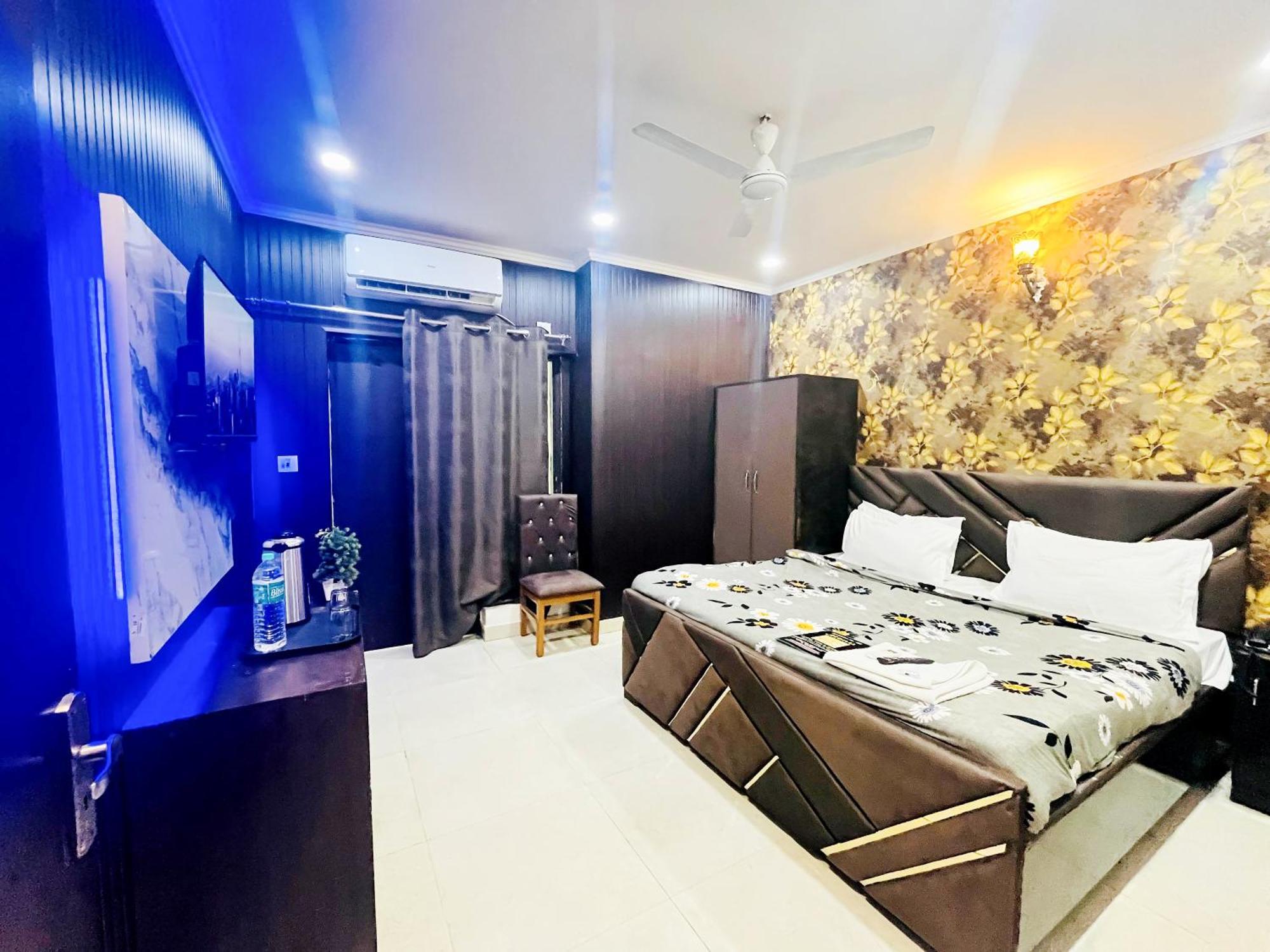 Bed & Breakfast Jerry - Near Nizamudinn Railway Station