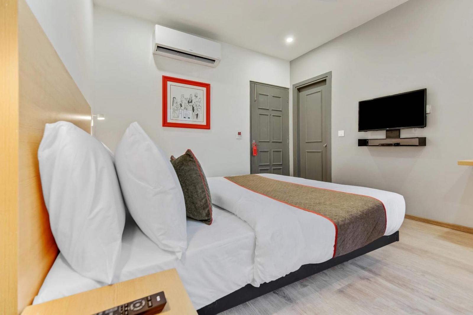 Aerotech Near Delhi Airport 4*