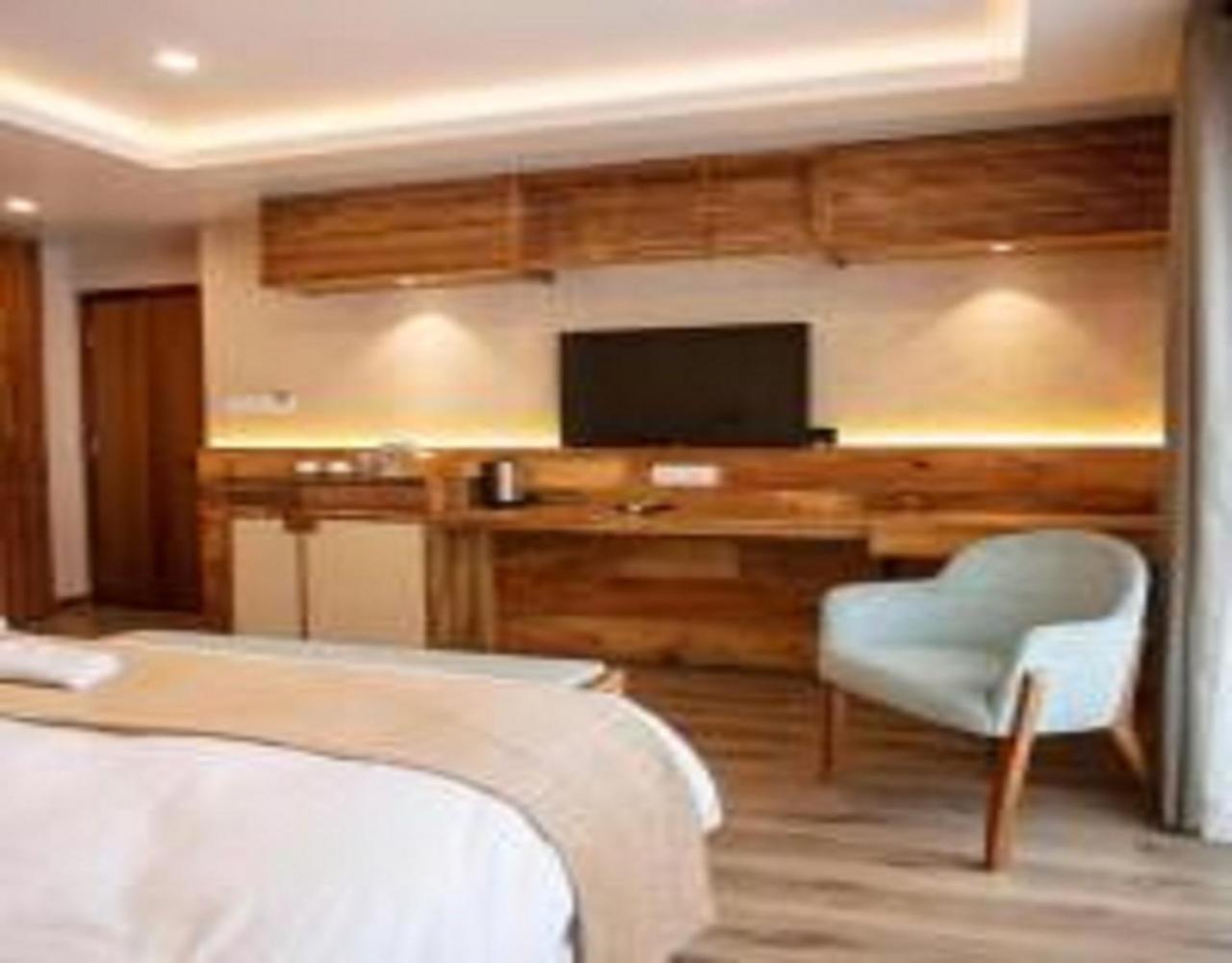 Teo International Airport 4* New Delhi
