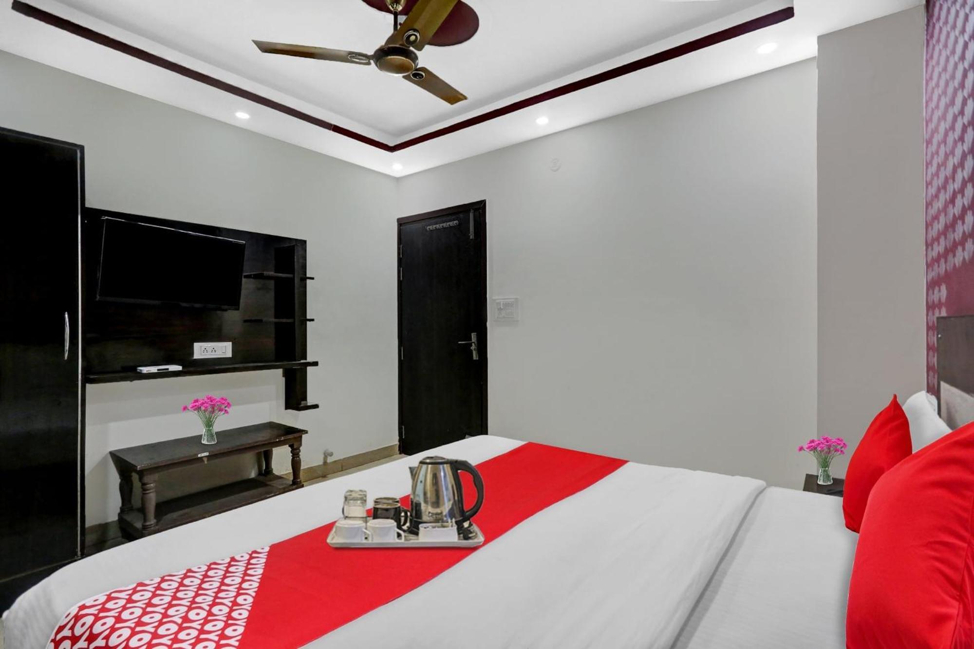 O Blue Orchid Hotel New Delhi
