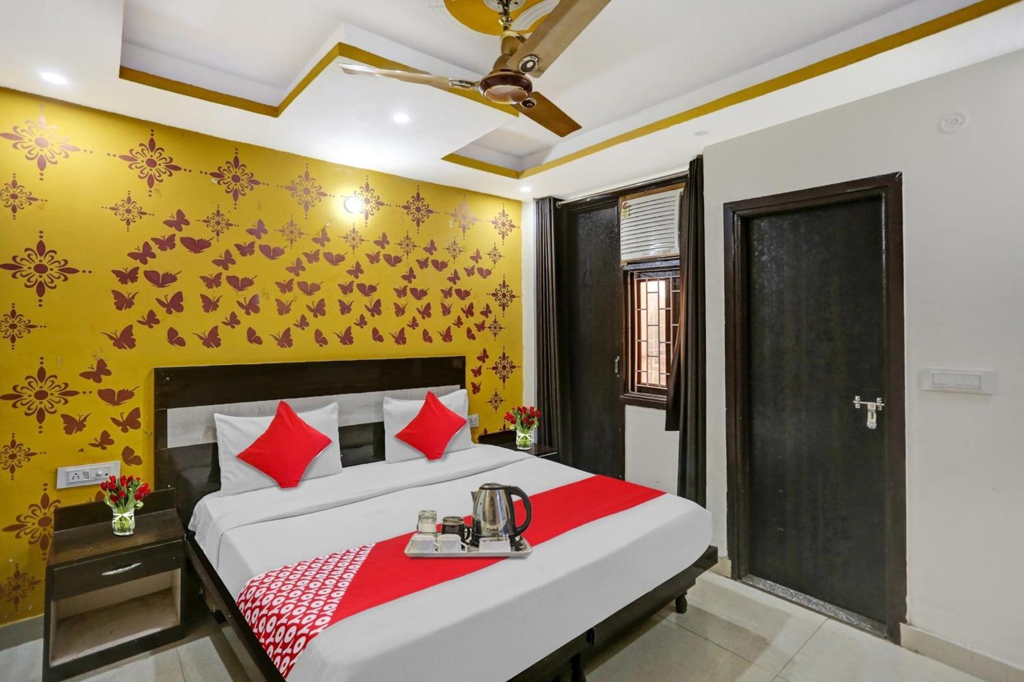 O Blue Orchid Hotel 3*