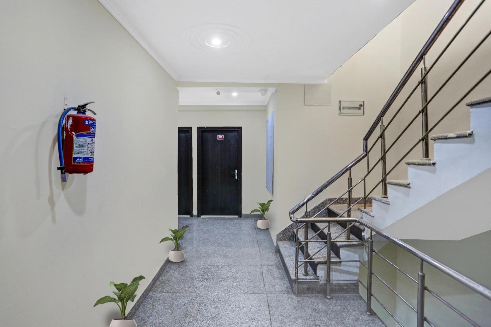 O Blue Orchid Hotel New Delhi