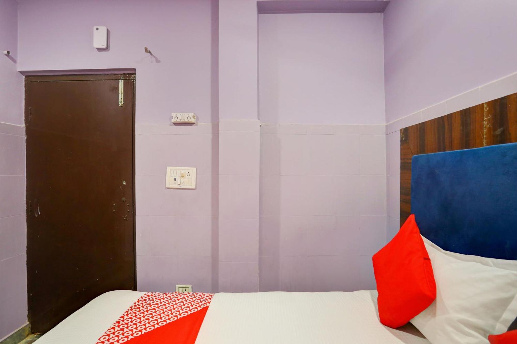 Hotel O Deva New Delhi