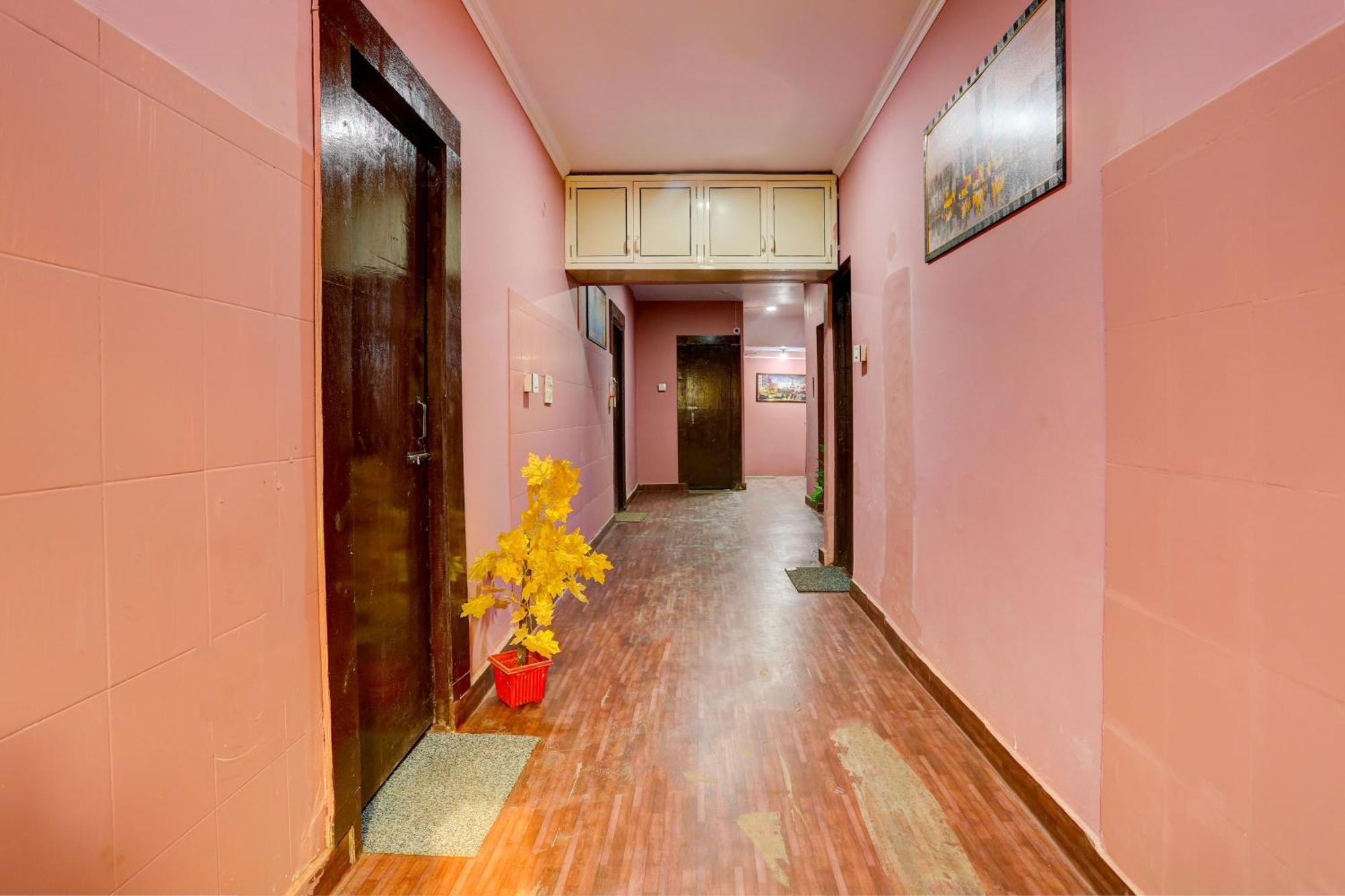 Hotel O Deva New Delhi