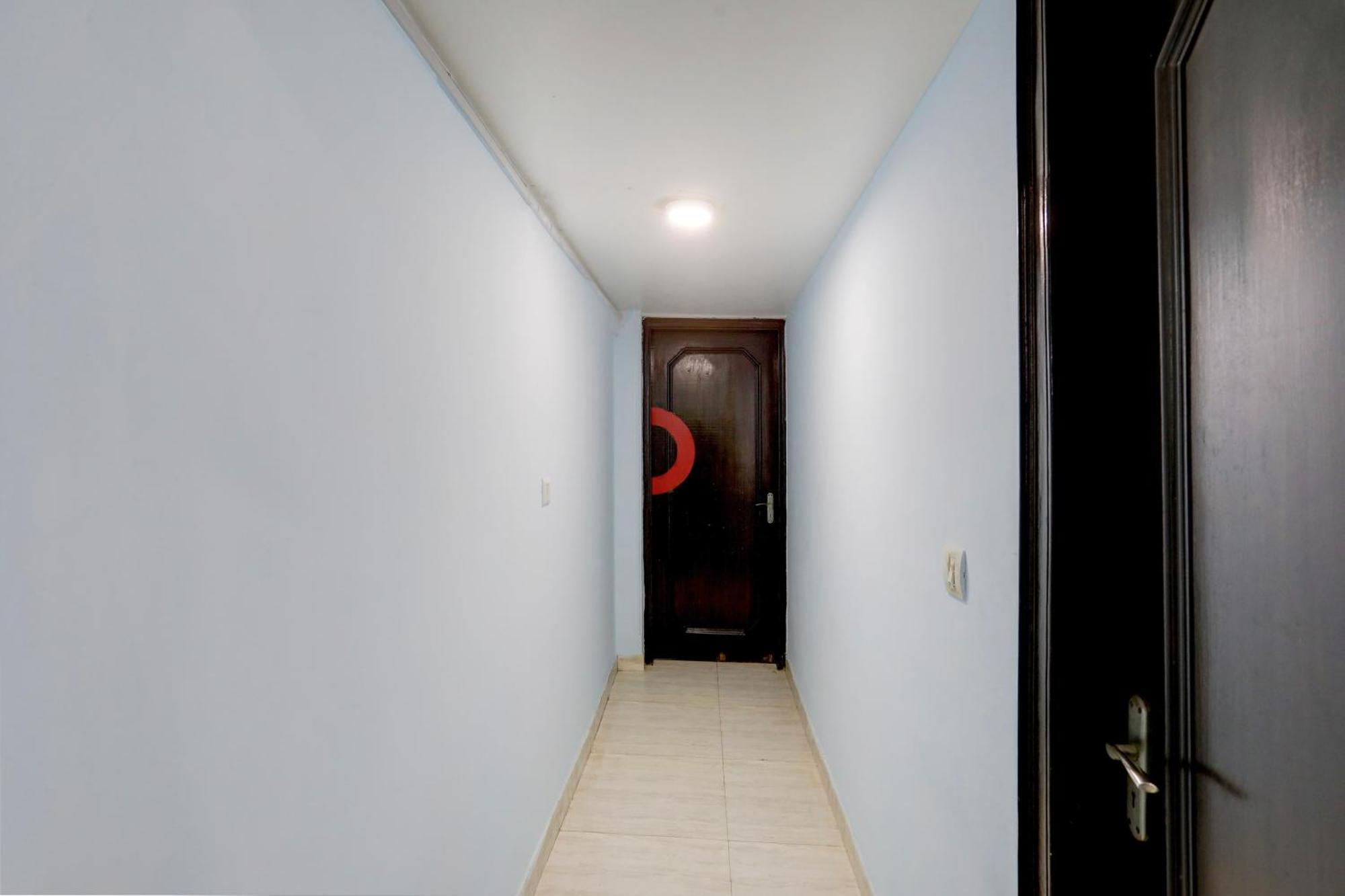 Hotel O R S New Delhi