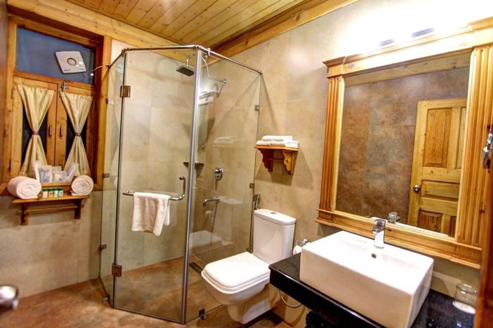 Shiva International Near By Igi Airport *