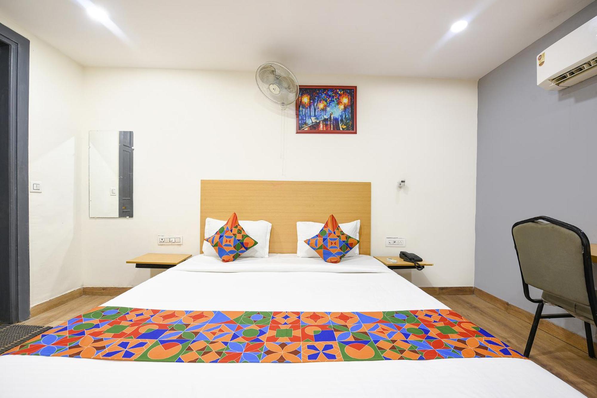 Fabexpress Twamev Hotel 3*