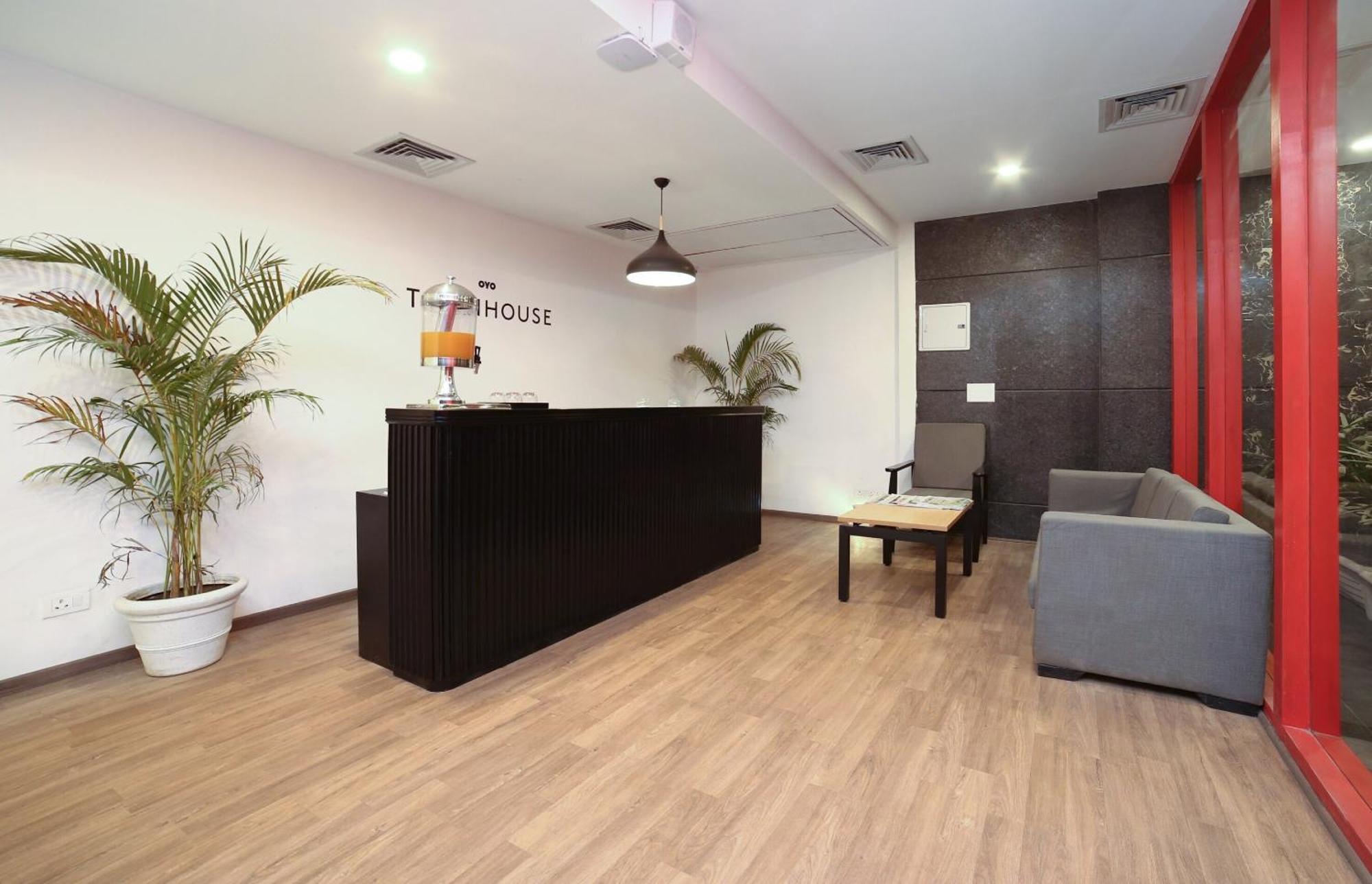 Townhouse Chattarpur Opp. Tivoli Garden Near Chhatarpur Metro Station