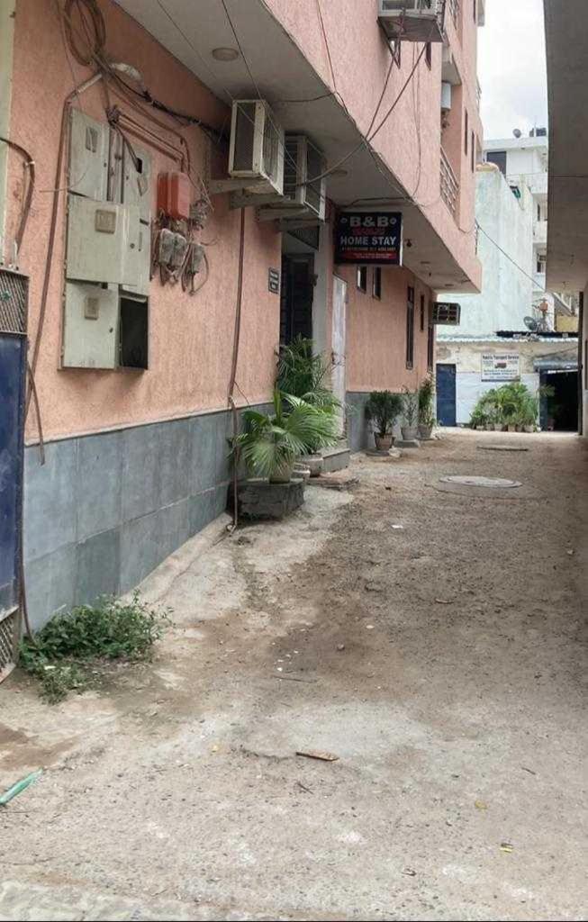 Hotel O Manju Near Dwarka Sector 11 Metro Station 3*