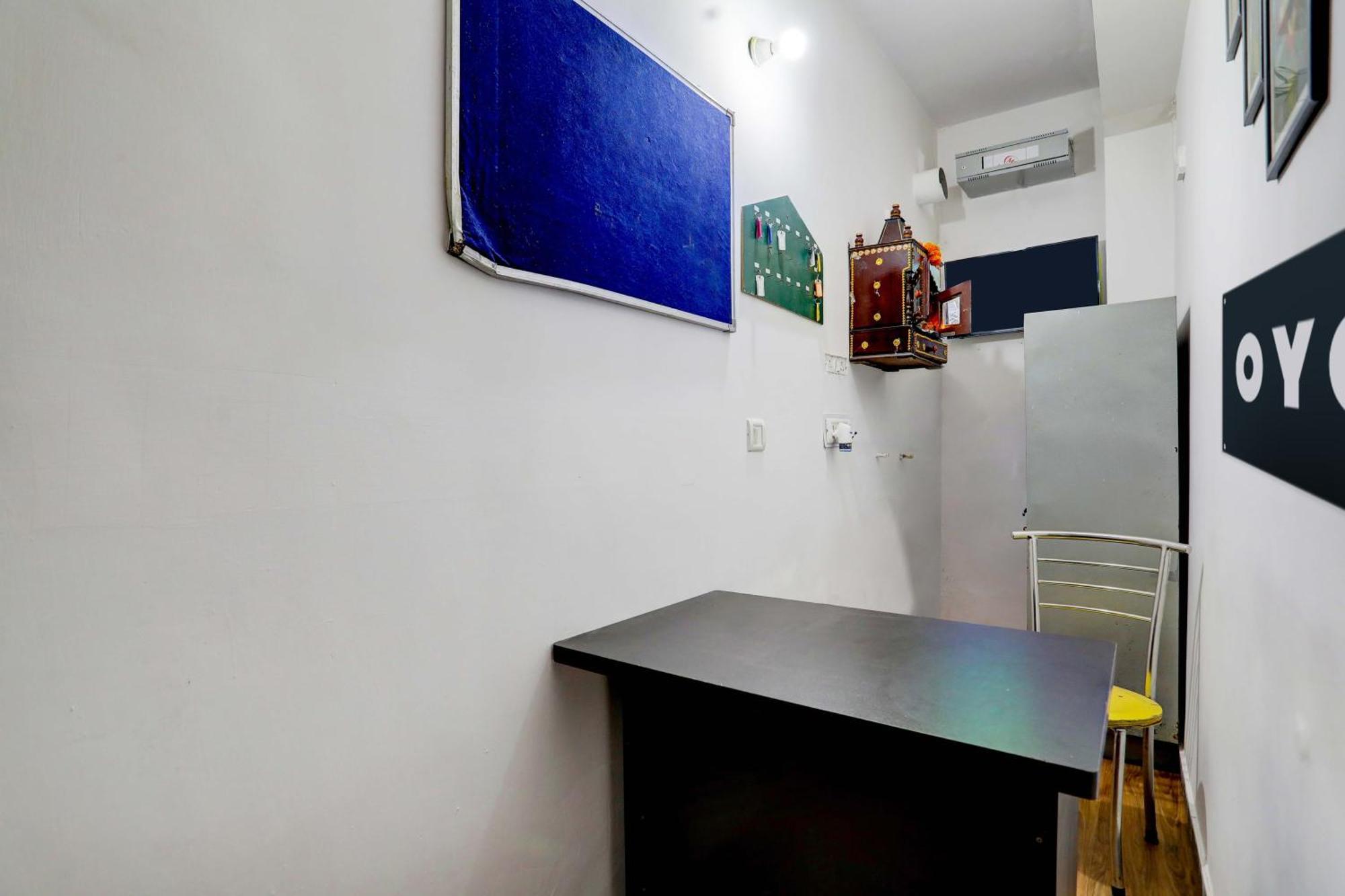 Hotel Super O Malviya Nagar