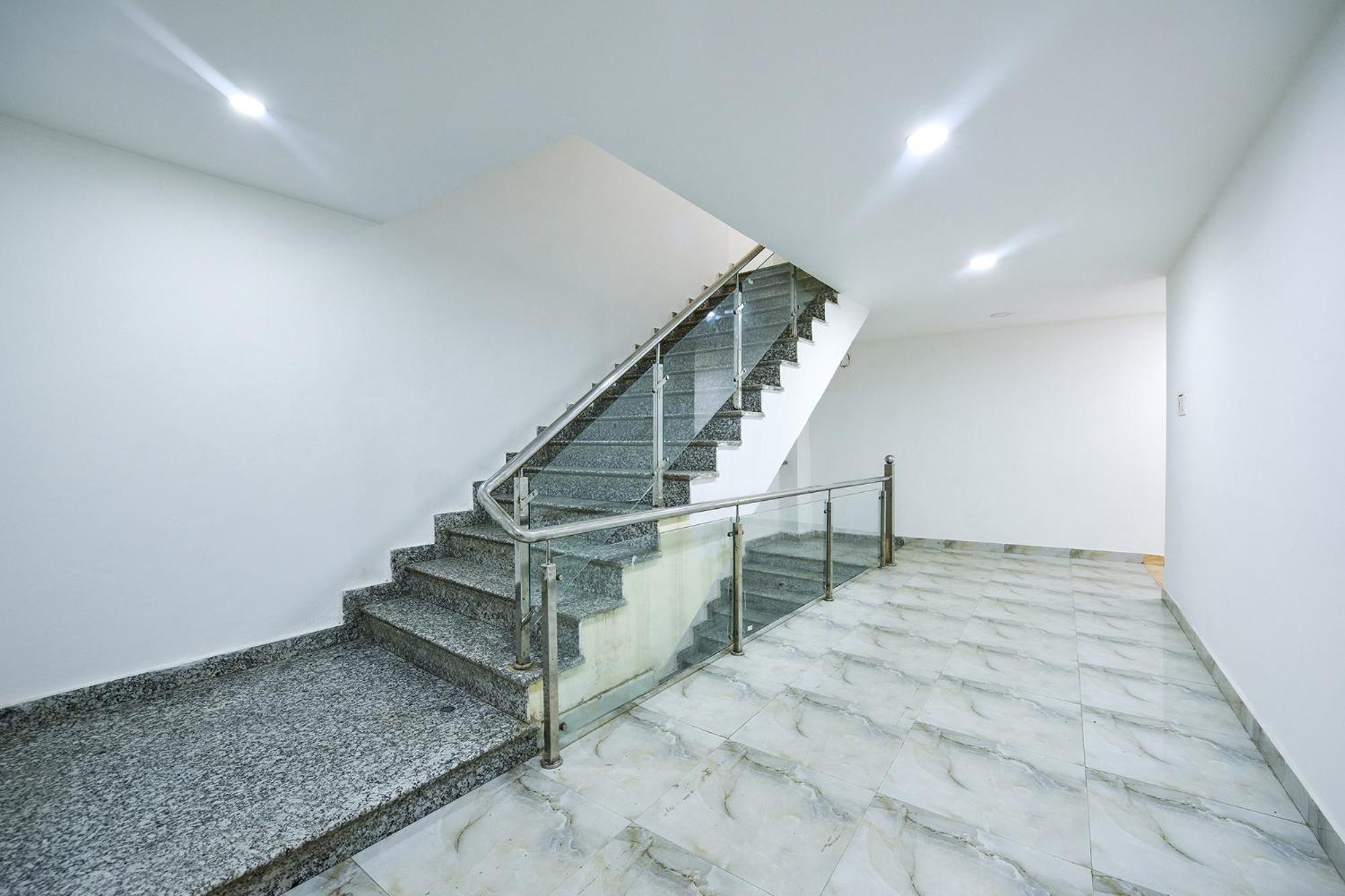Fabhotel Grand Near Igi Airport 3*