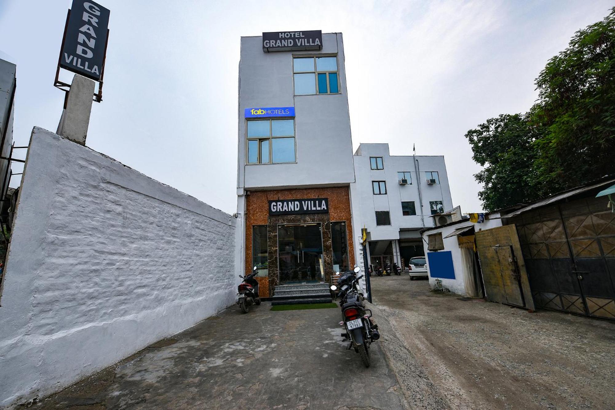 Fabhotel Grand Near Igi Airport