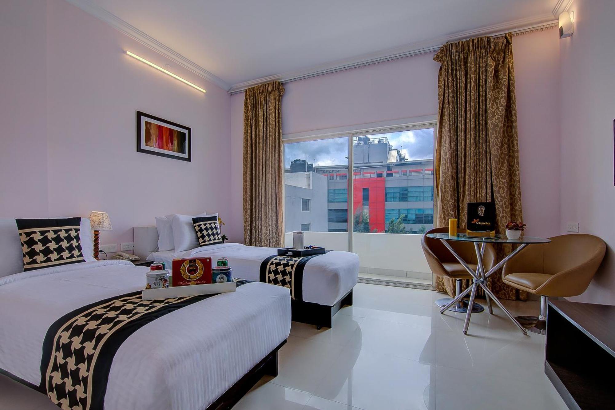 Ambience A Family Near Igi Delhi Airport Hotel 4*